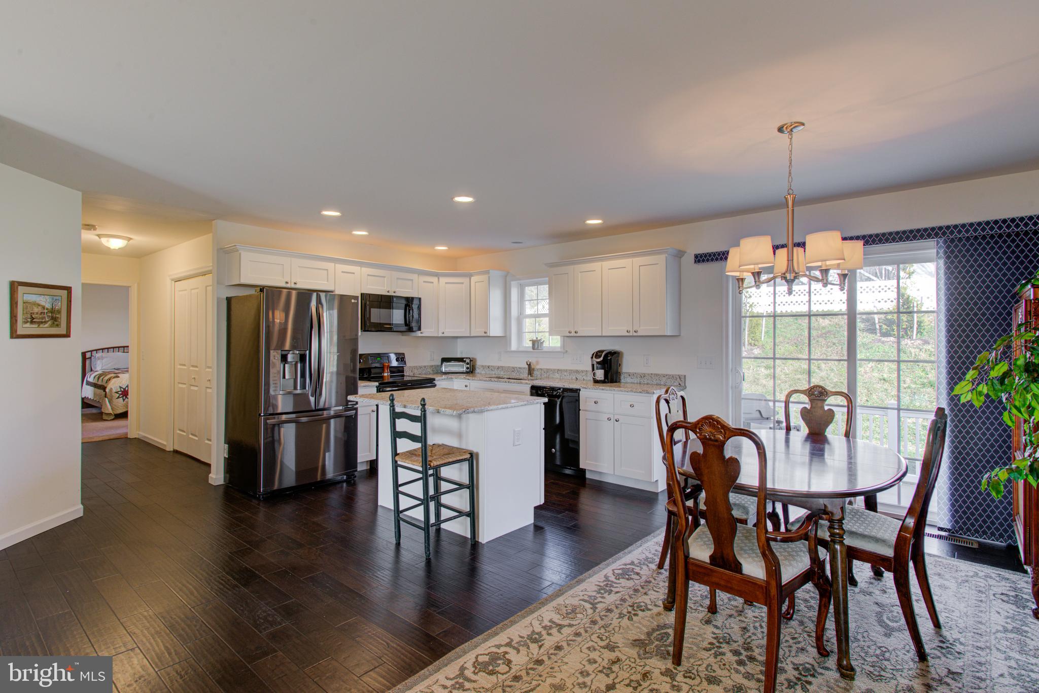 CEDAR HOLLOW - Residential