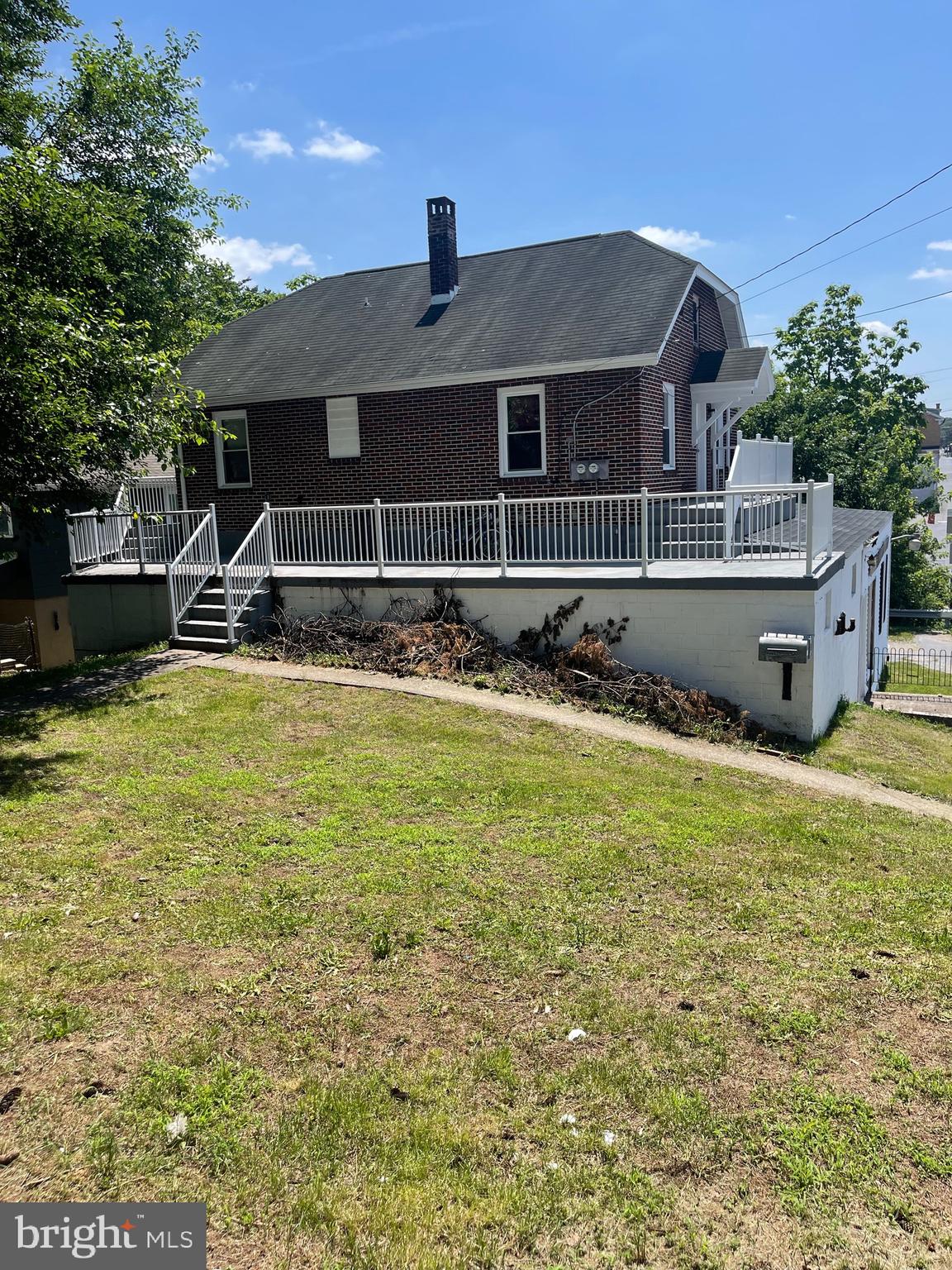 36-38 E HUMMELSTOWN STREET