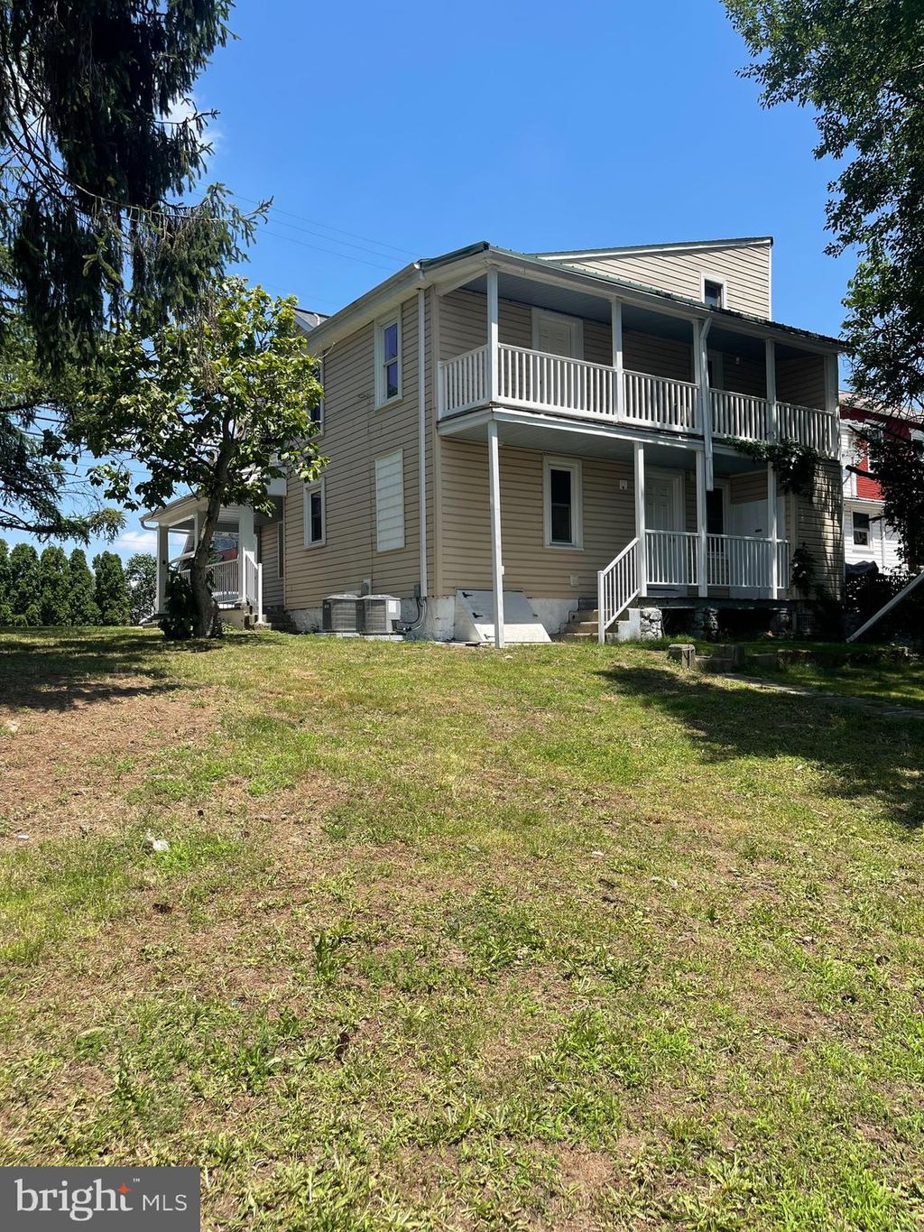 Photo of 36 E Hummelstown Street, ELIZABETHTOWN, PA 17022 (MLS # PALA2072098)