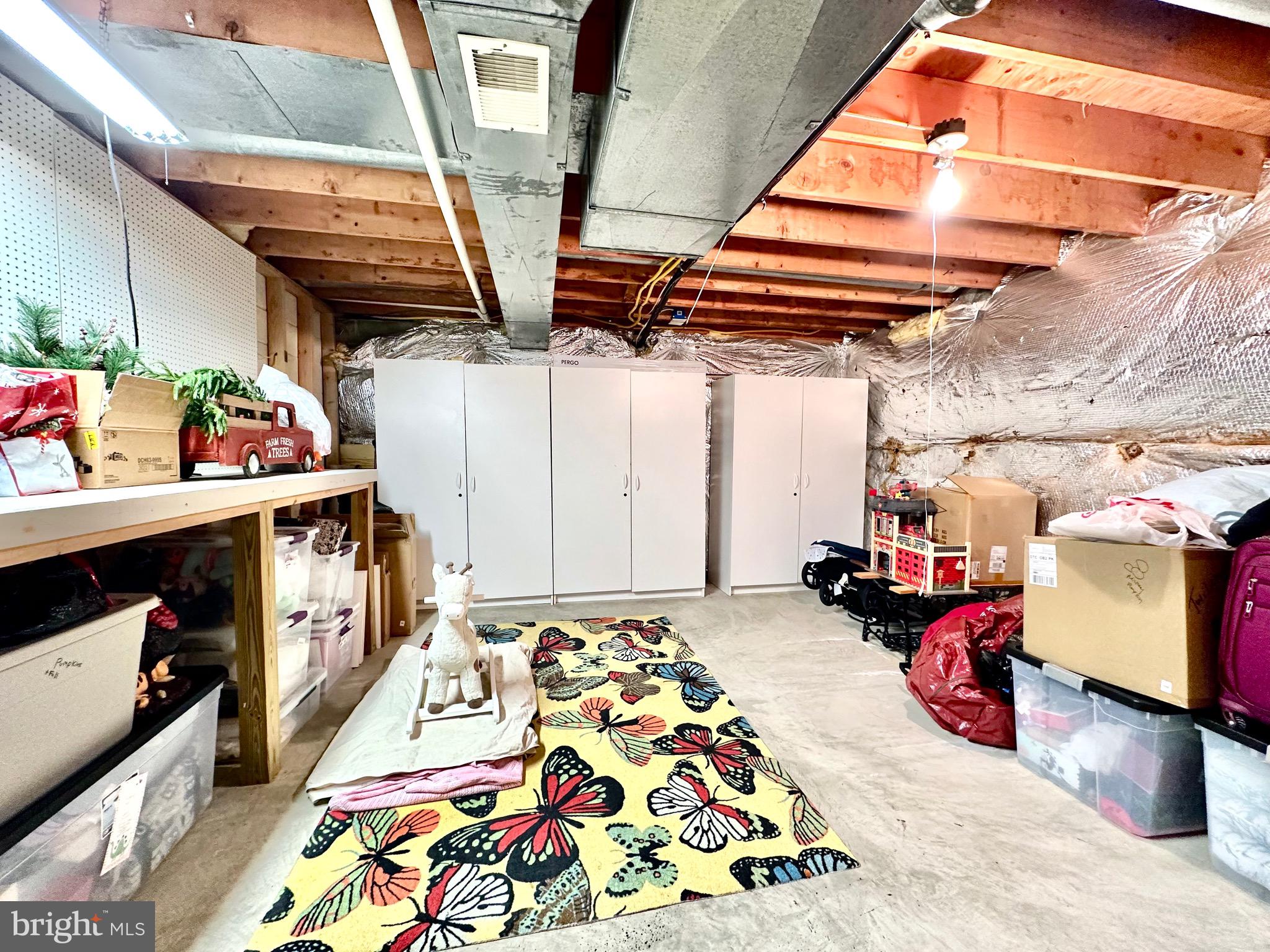 OVERVIEW MANOR - Residential