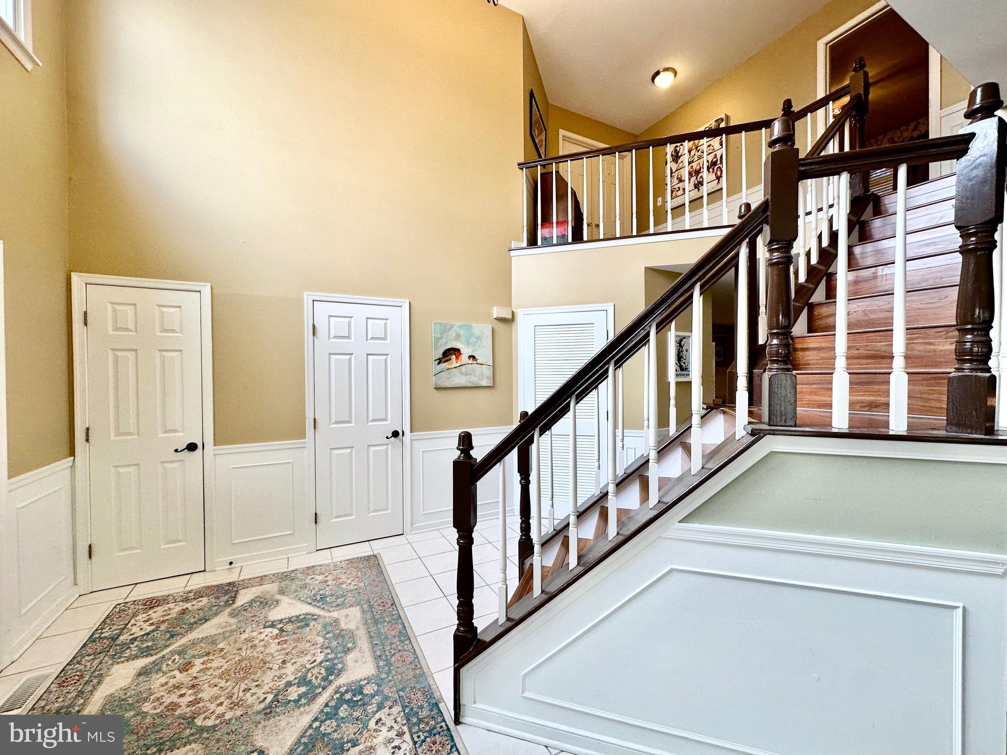 OVERVIEW MANOR - Residential