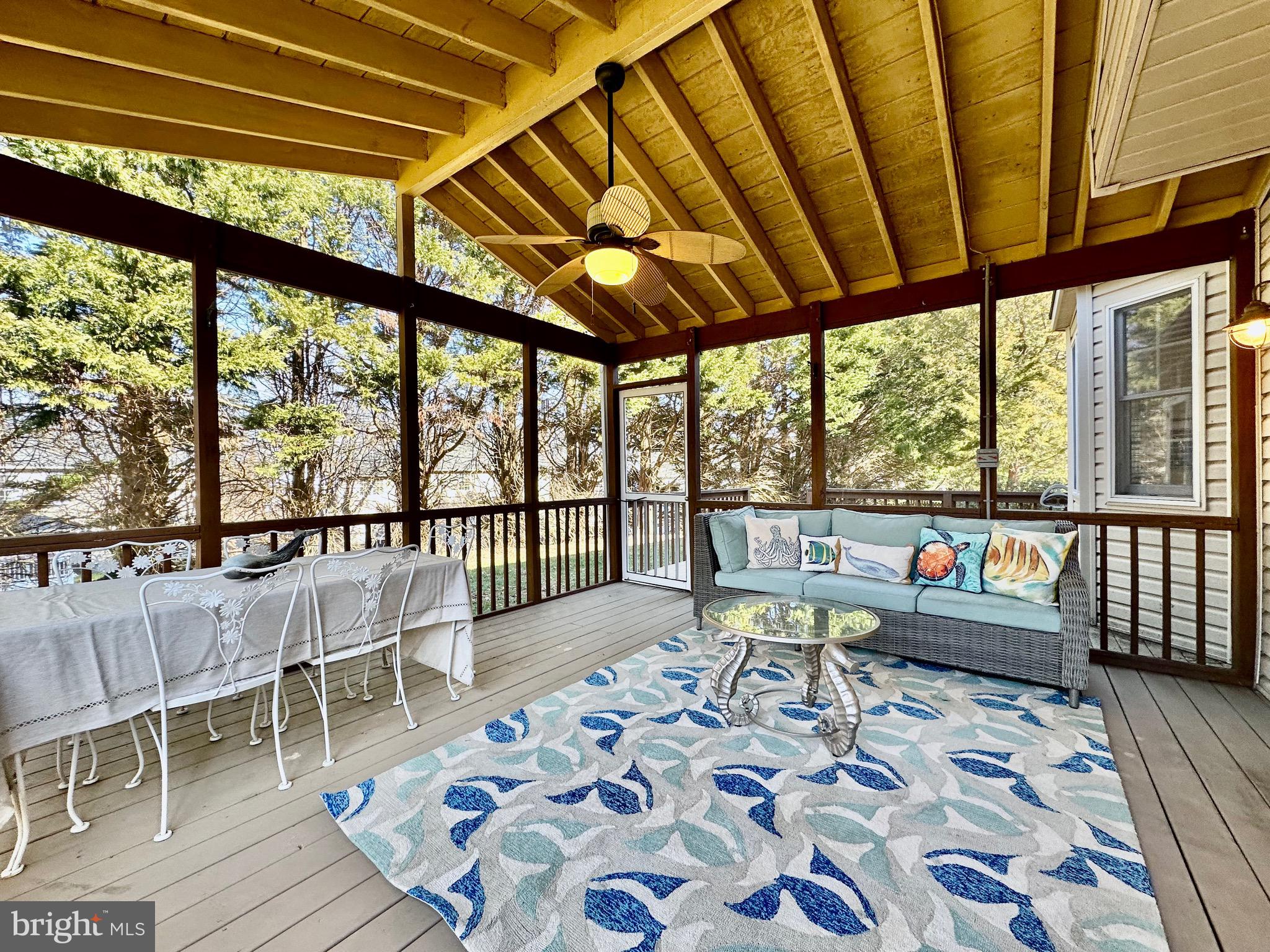 OVERVIEW MANOR - Residential