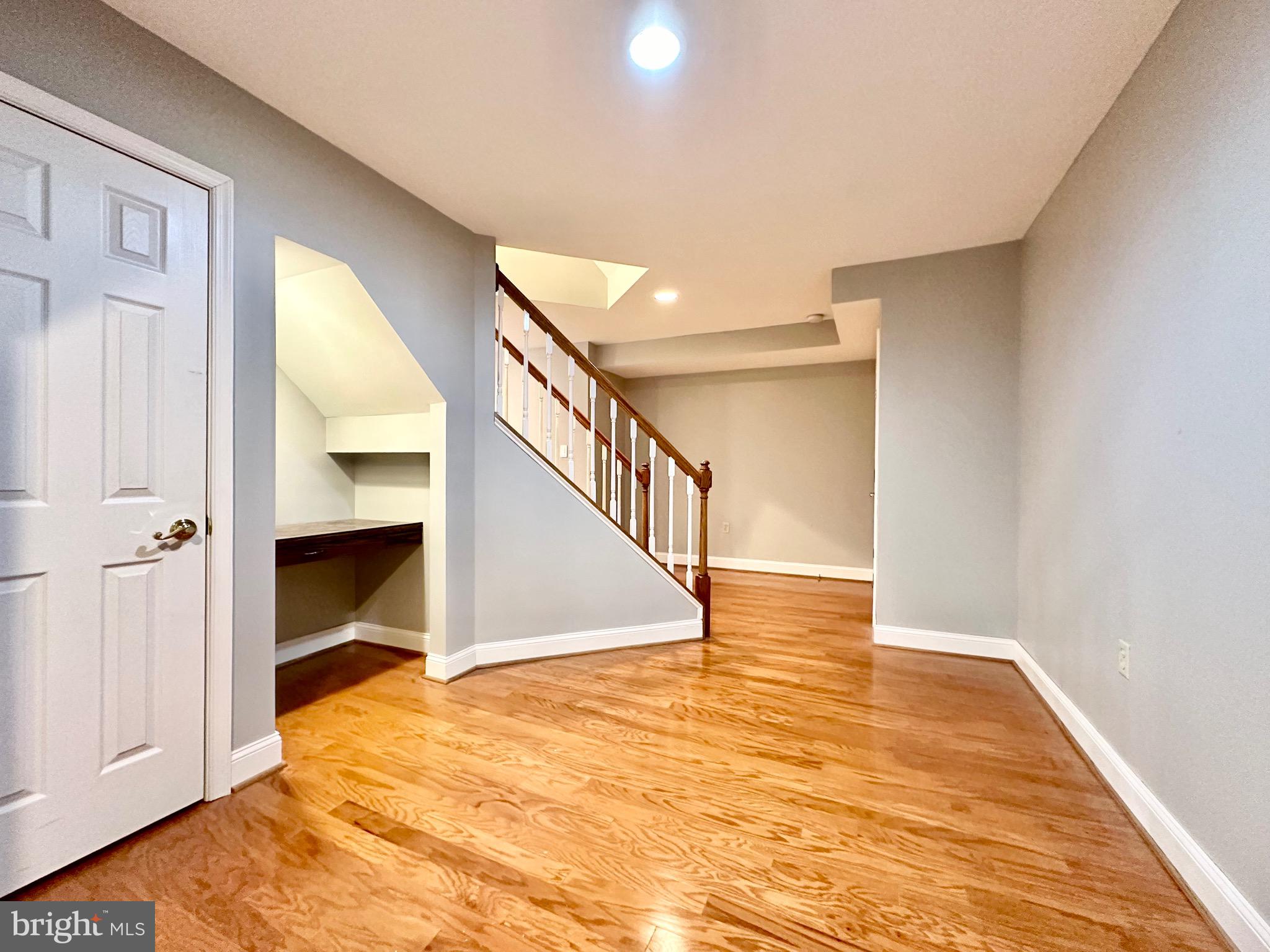 OVERVIEW MANOR - Residential