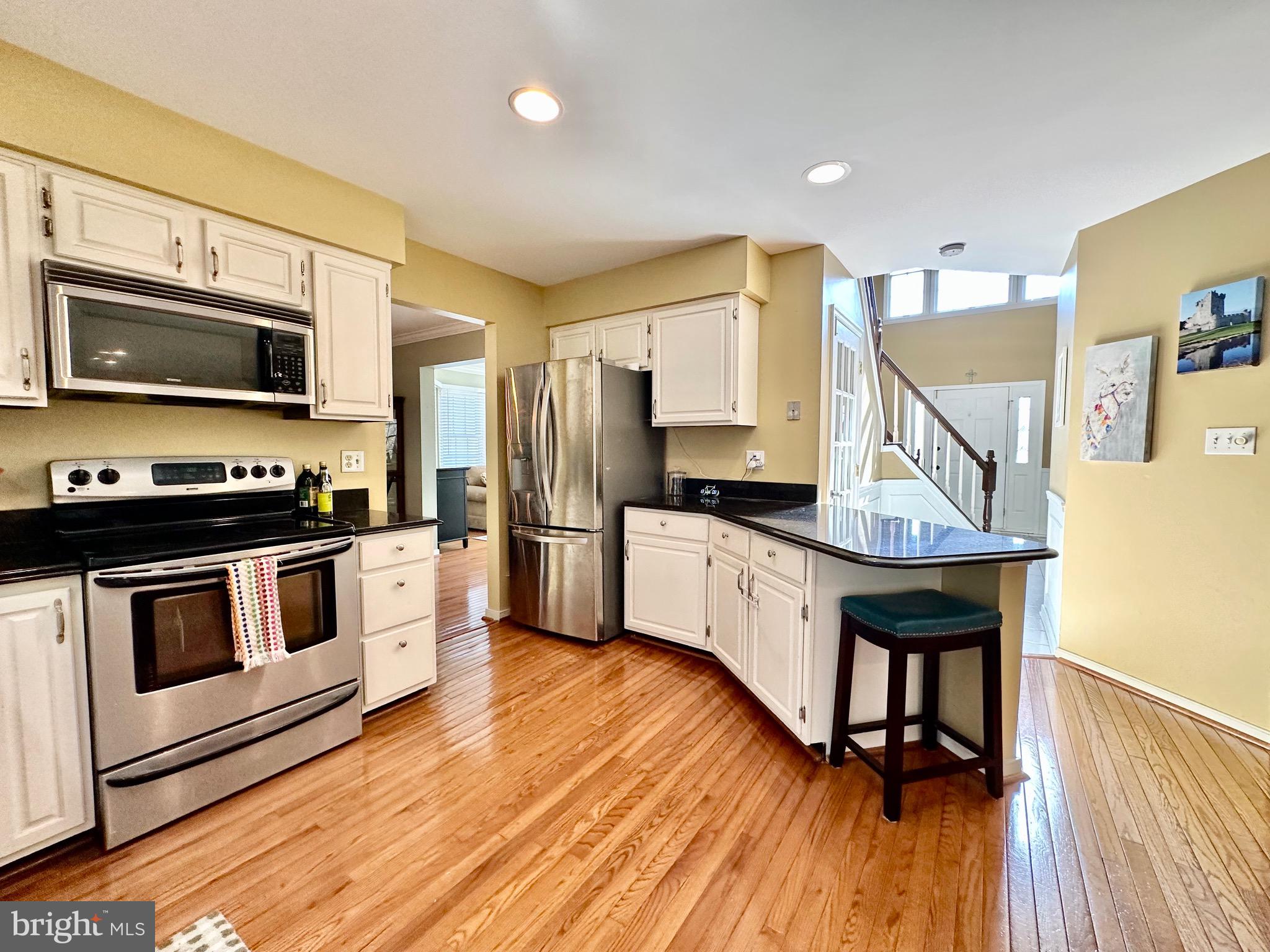 OVERVIEW MANOR - Residential