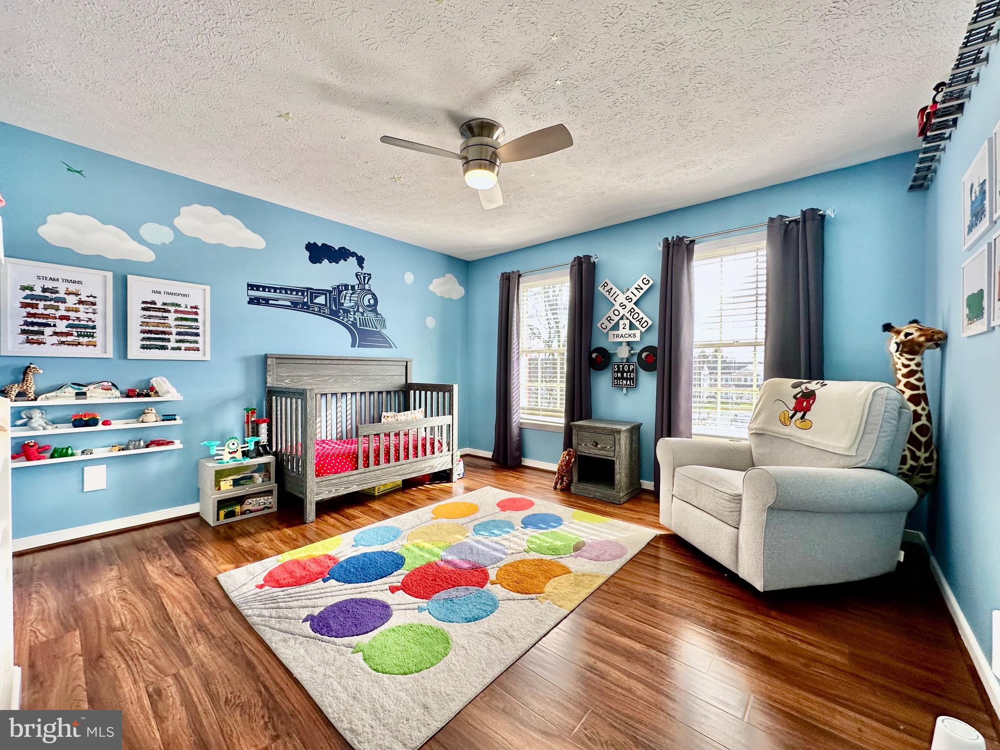 OVERVIEW MANOR - Residential