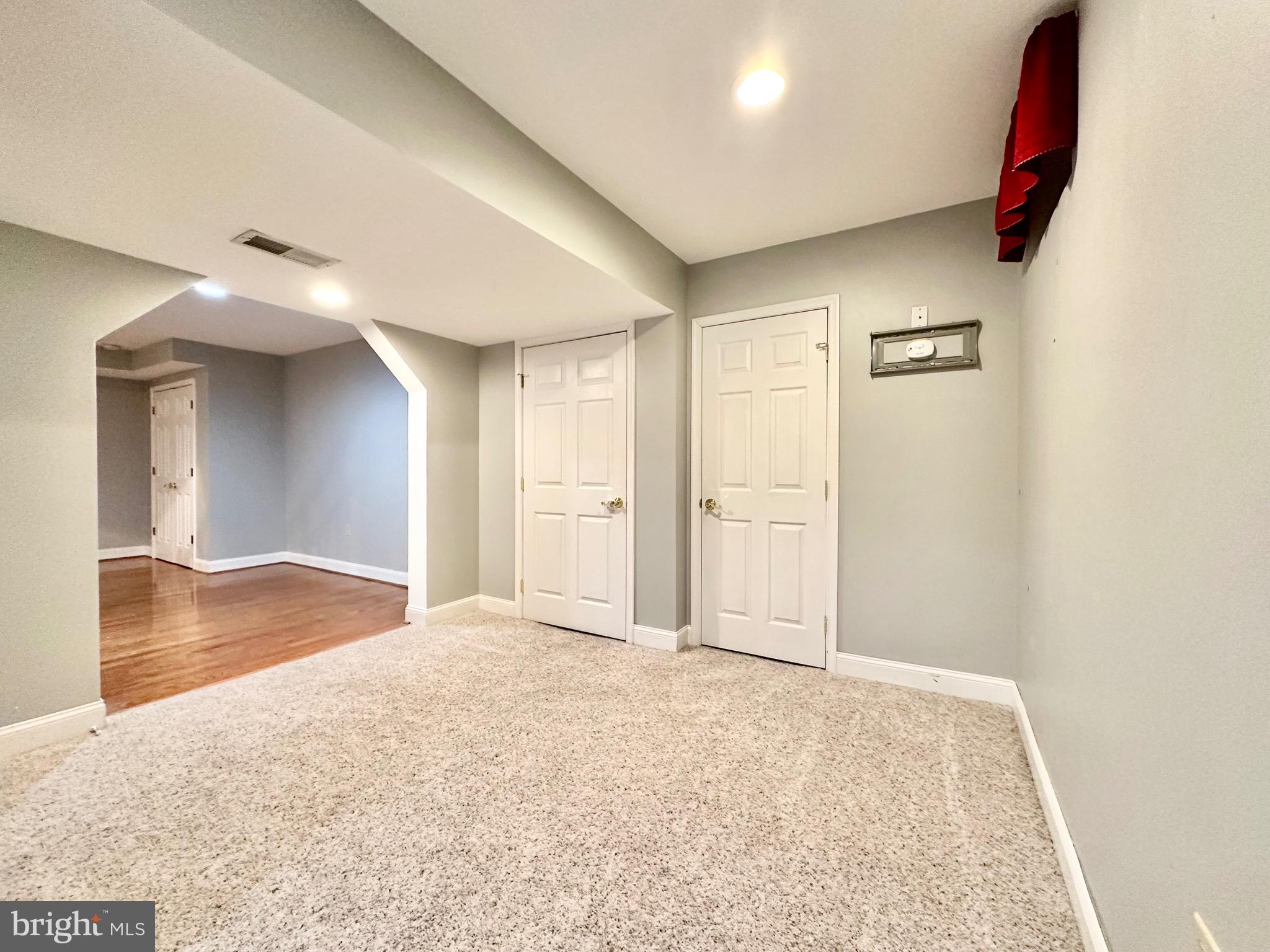 OVERVIEW MANOR - Residential