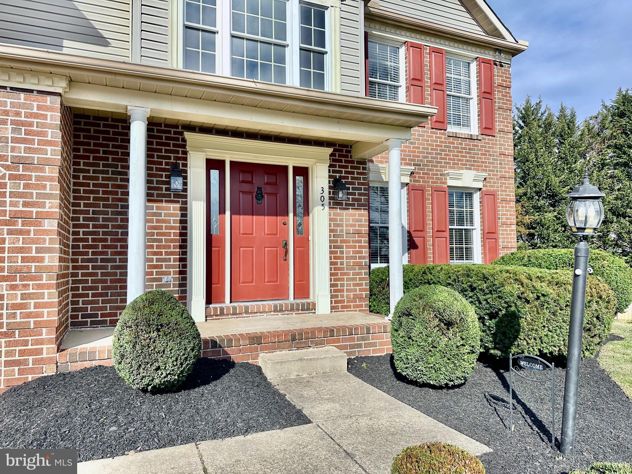 OVERVIEW MANOR - Residential