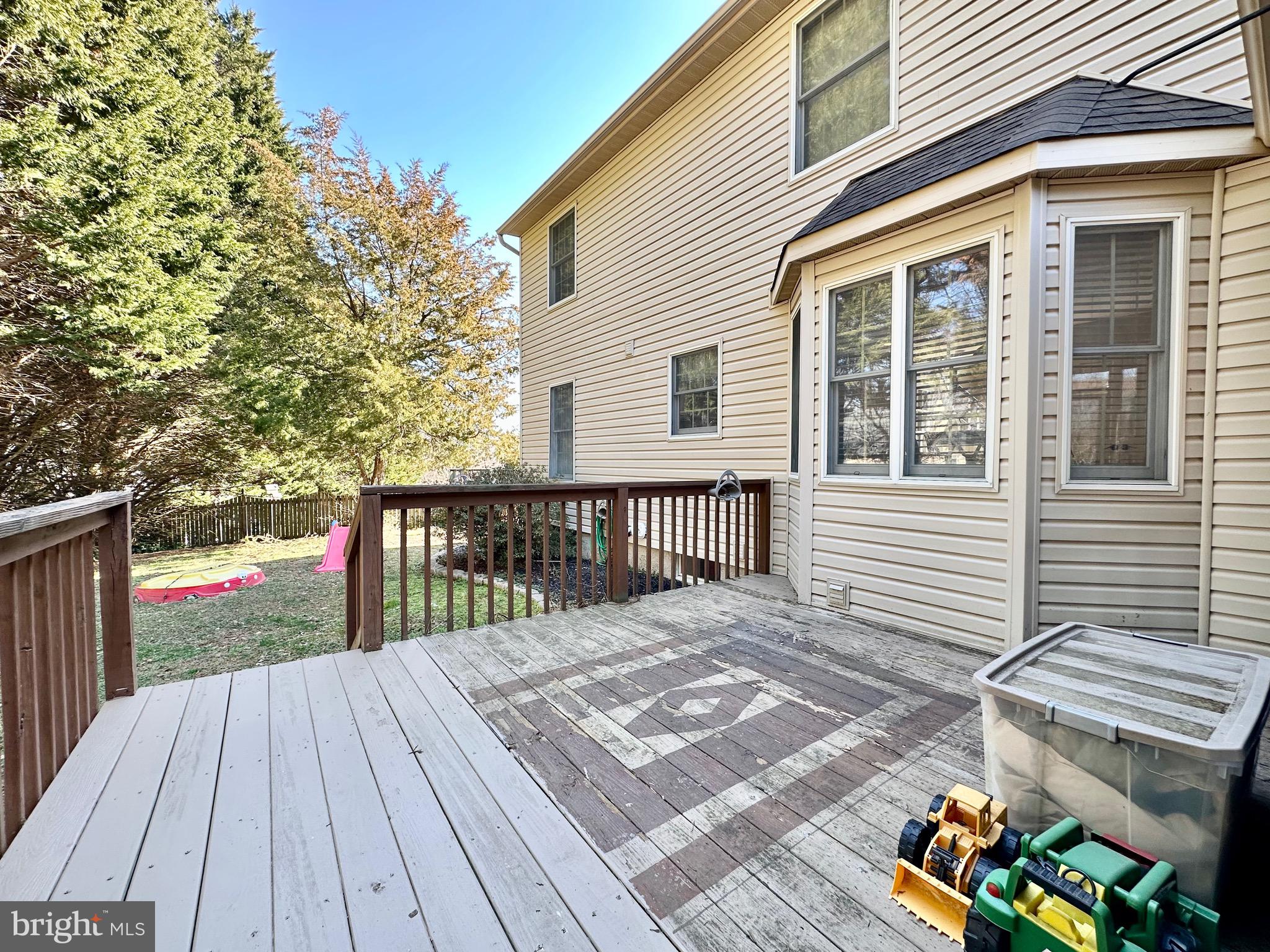 OVERVIEW MANOR - Residential