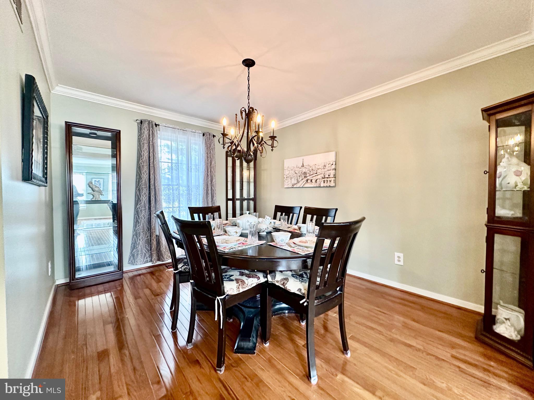 OVERVIEW MANOR - Residential