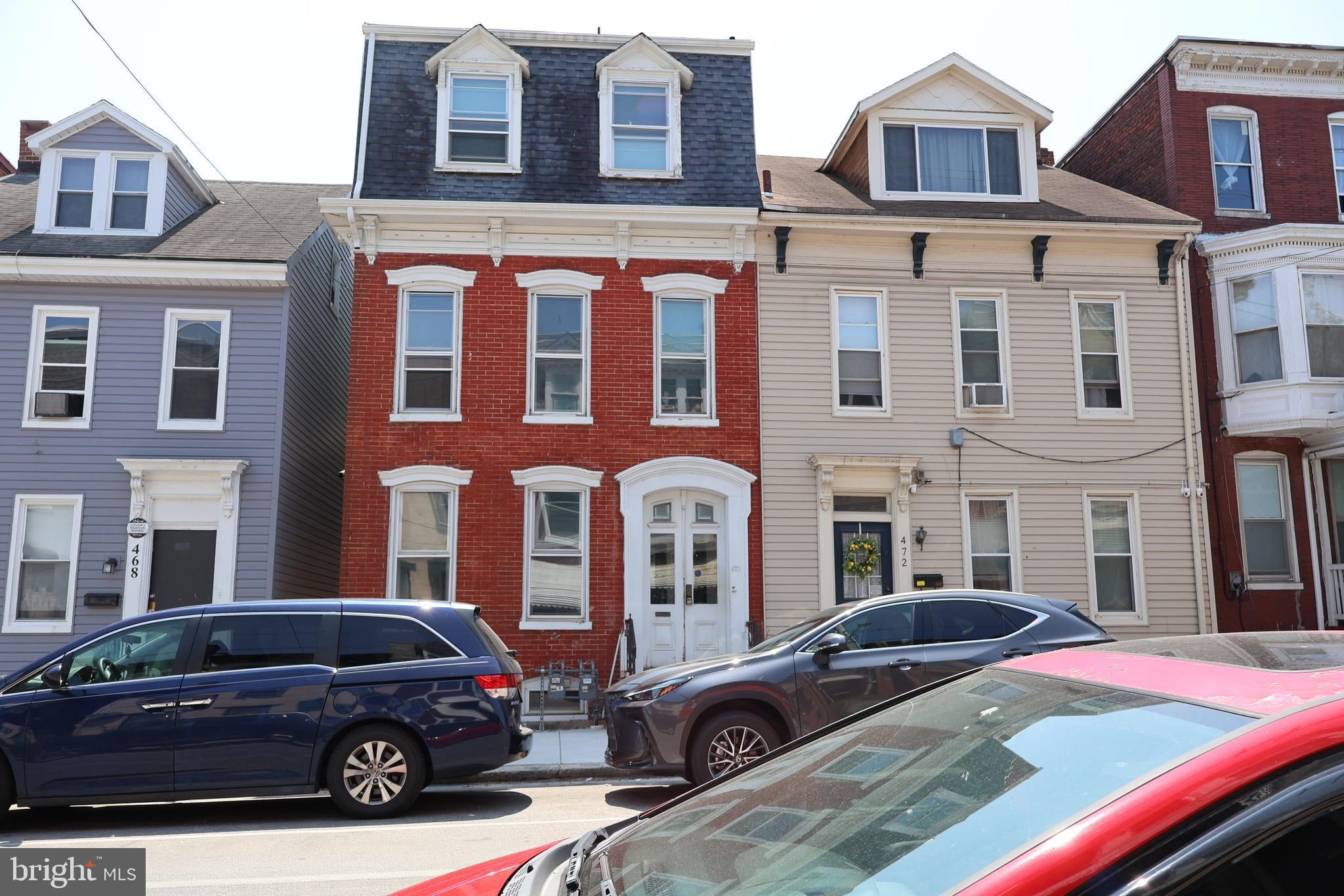 470 W KING STREET