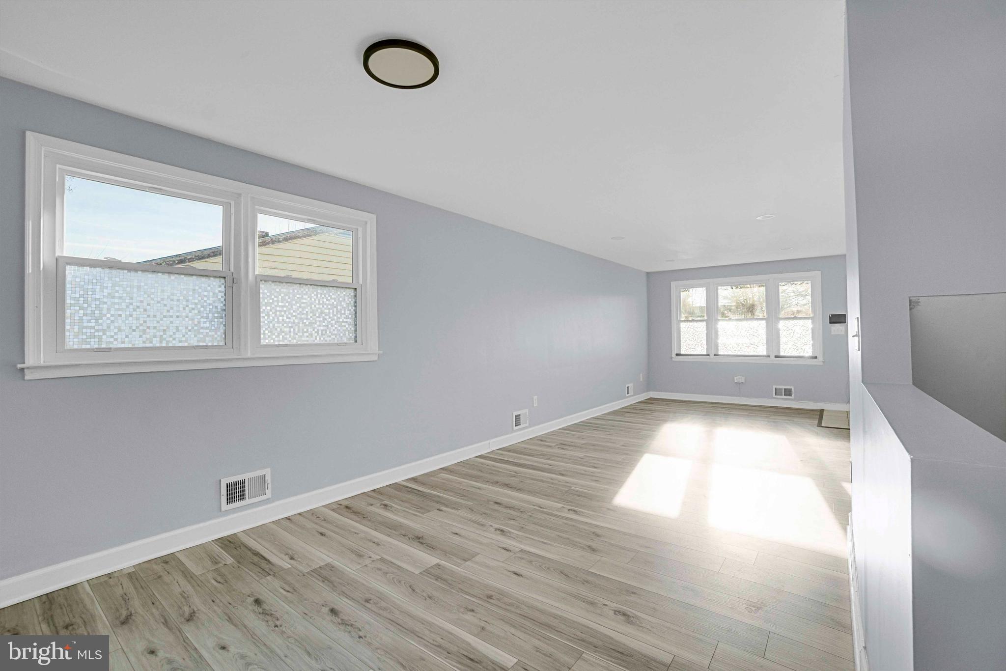 CATONSVILLE MANOR - Residential