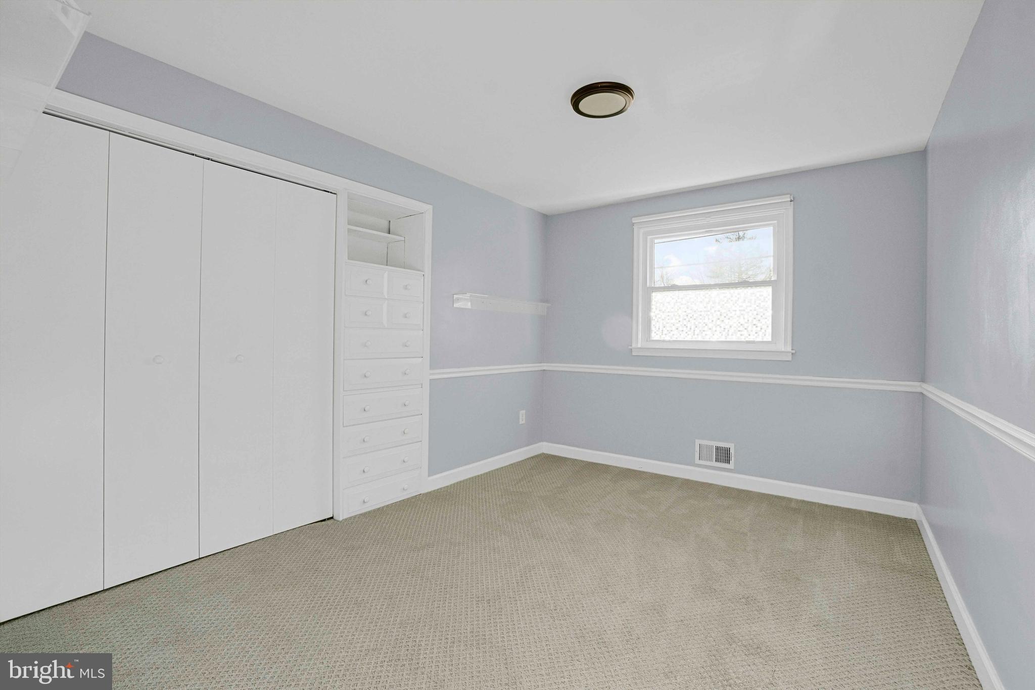 CATONSVILLE MANOR - Residential