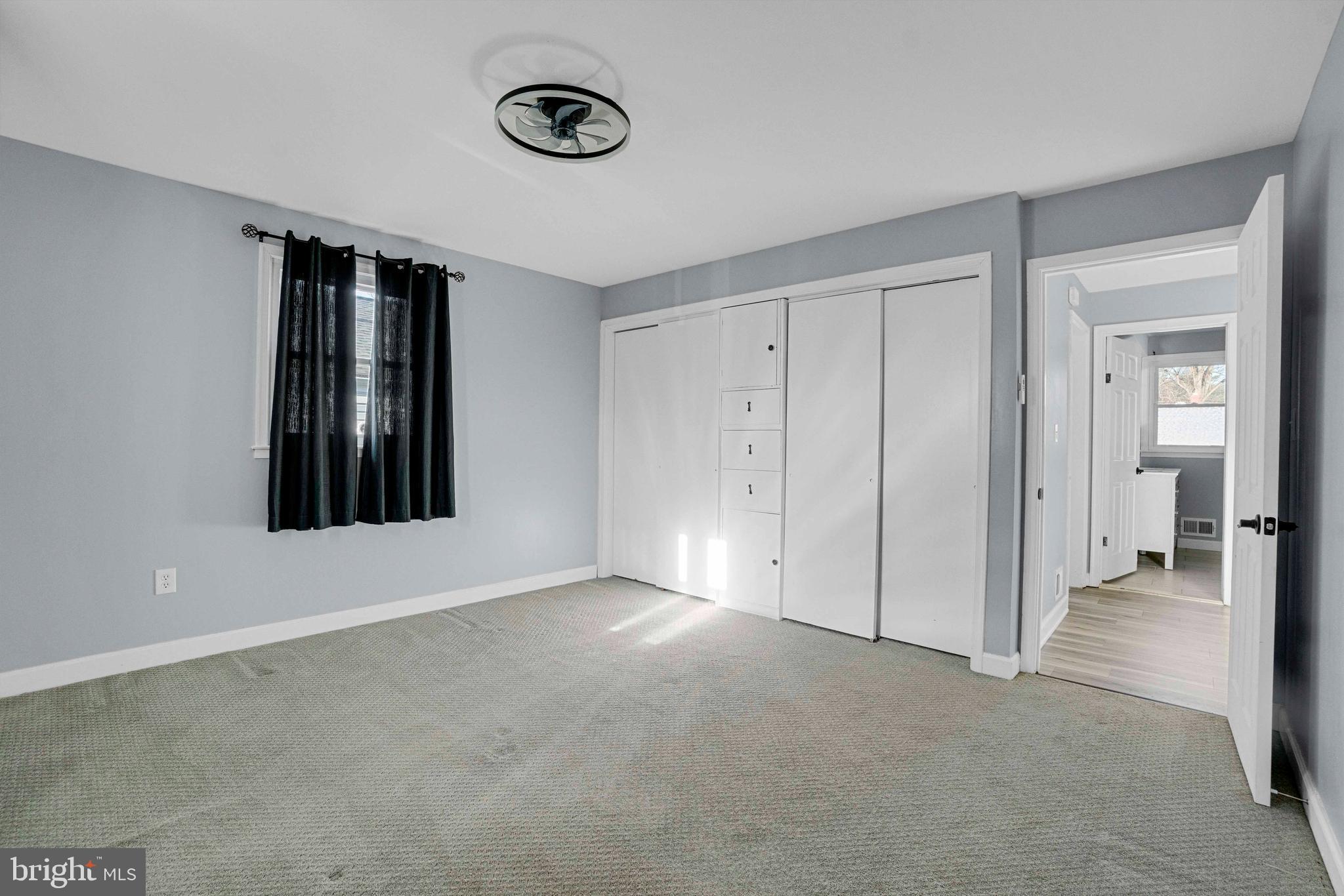 CATONSVILLE MANOR - Residential