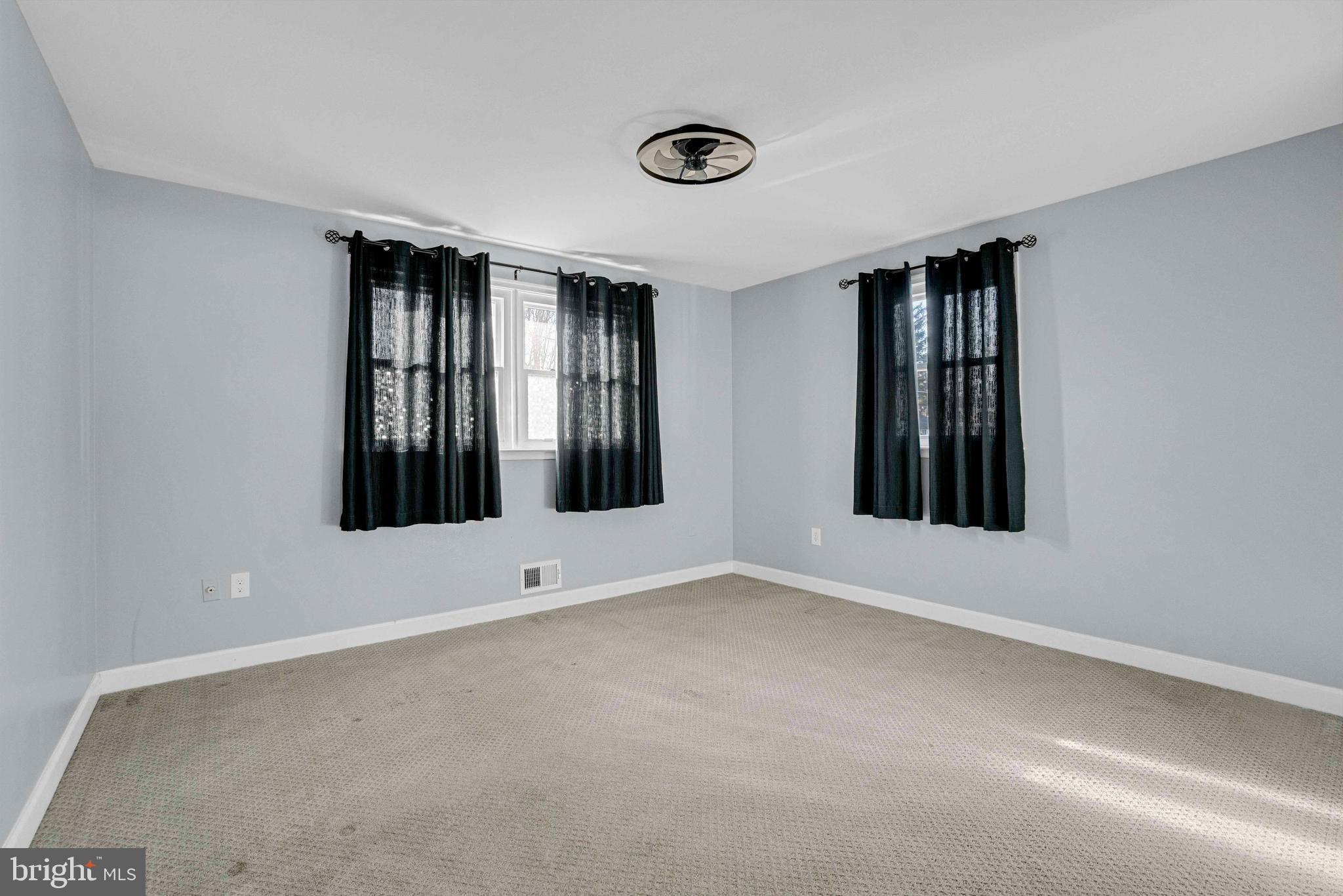 CATONSVILLE MANOR - Residential