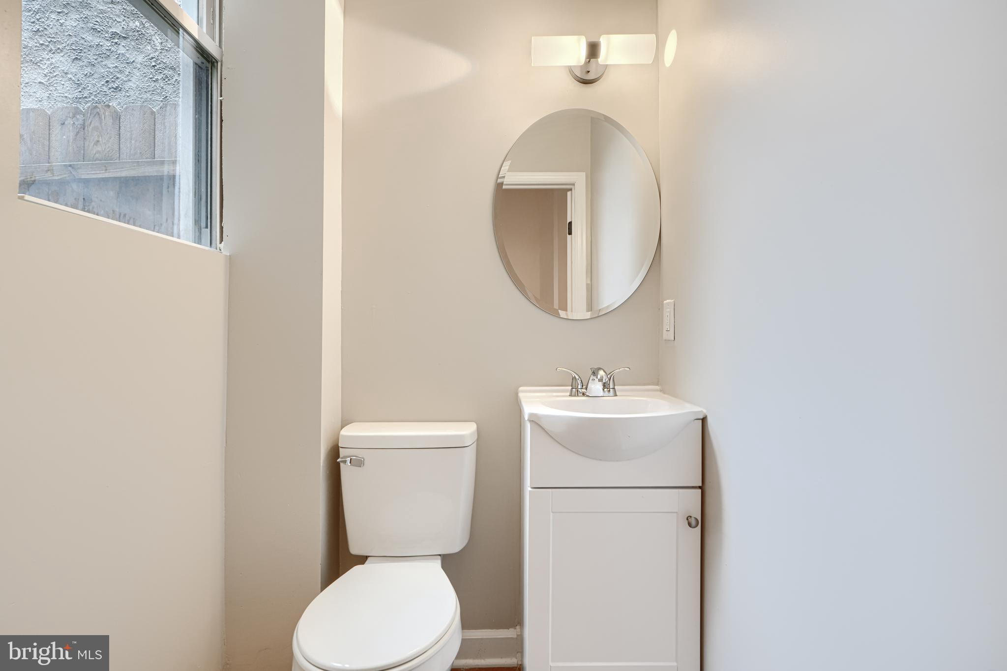 BROADWAY - Residential Lease