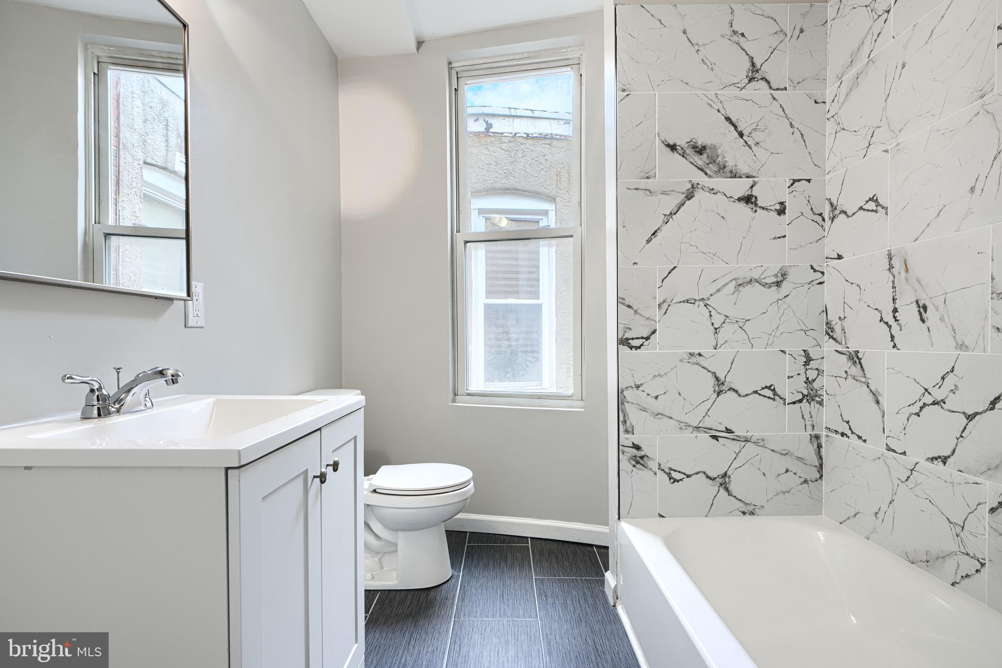 BROADWAY - Residential Lease