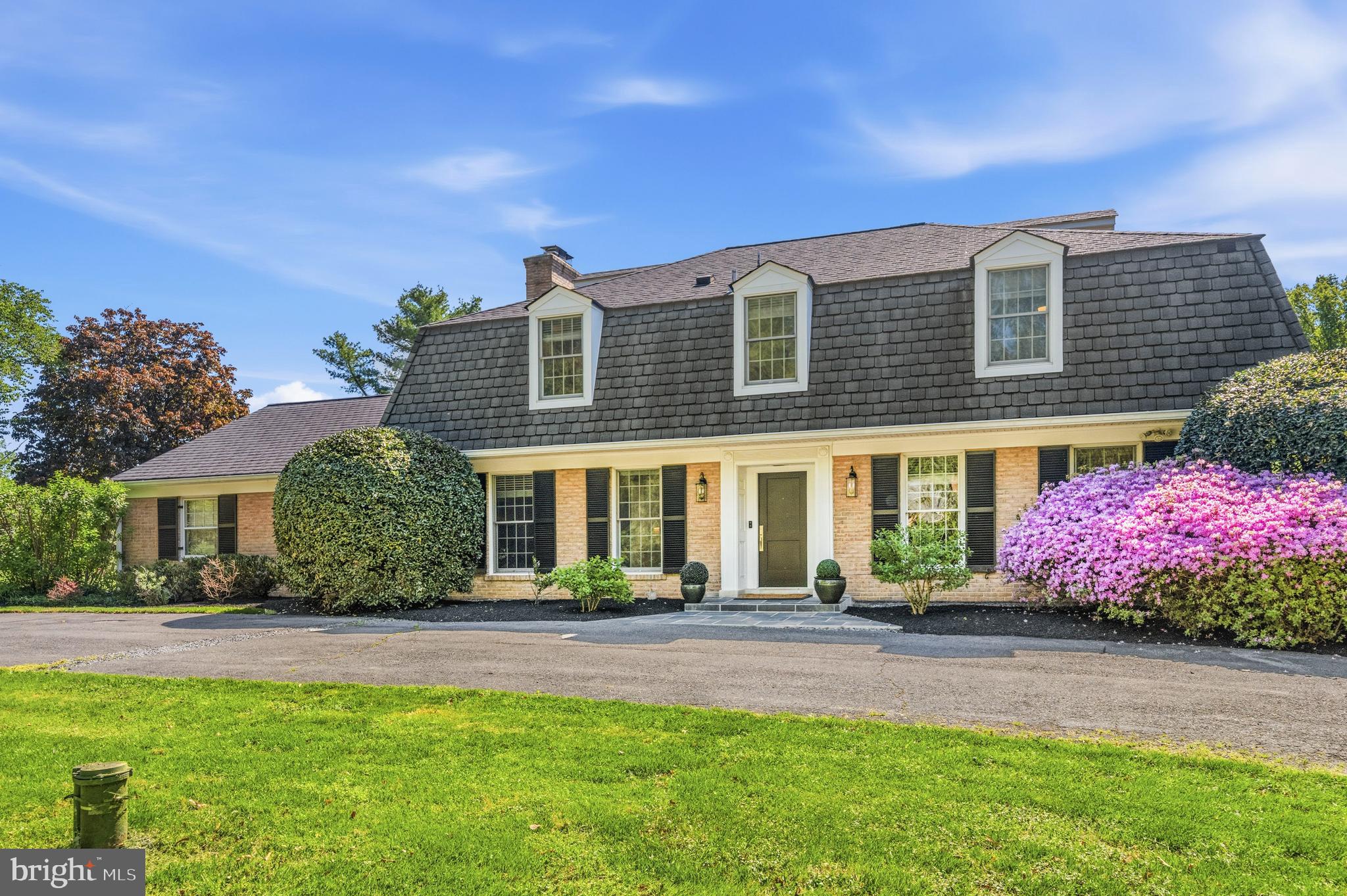 SPRING MEADOWS - Residential