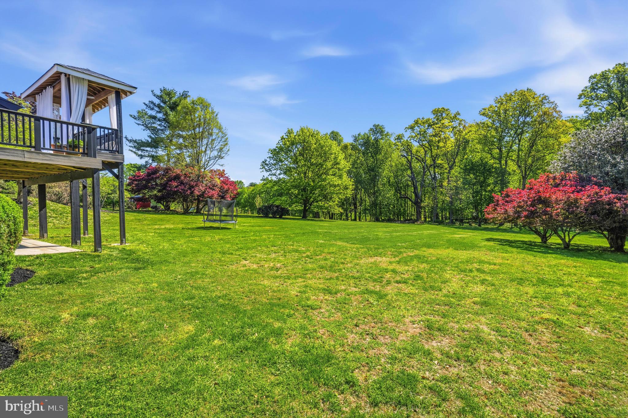 SPRING MEADOWS - Residential
