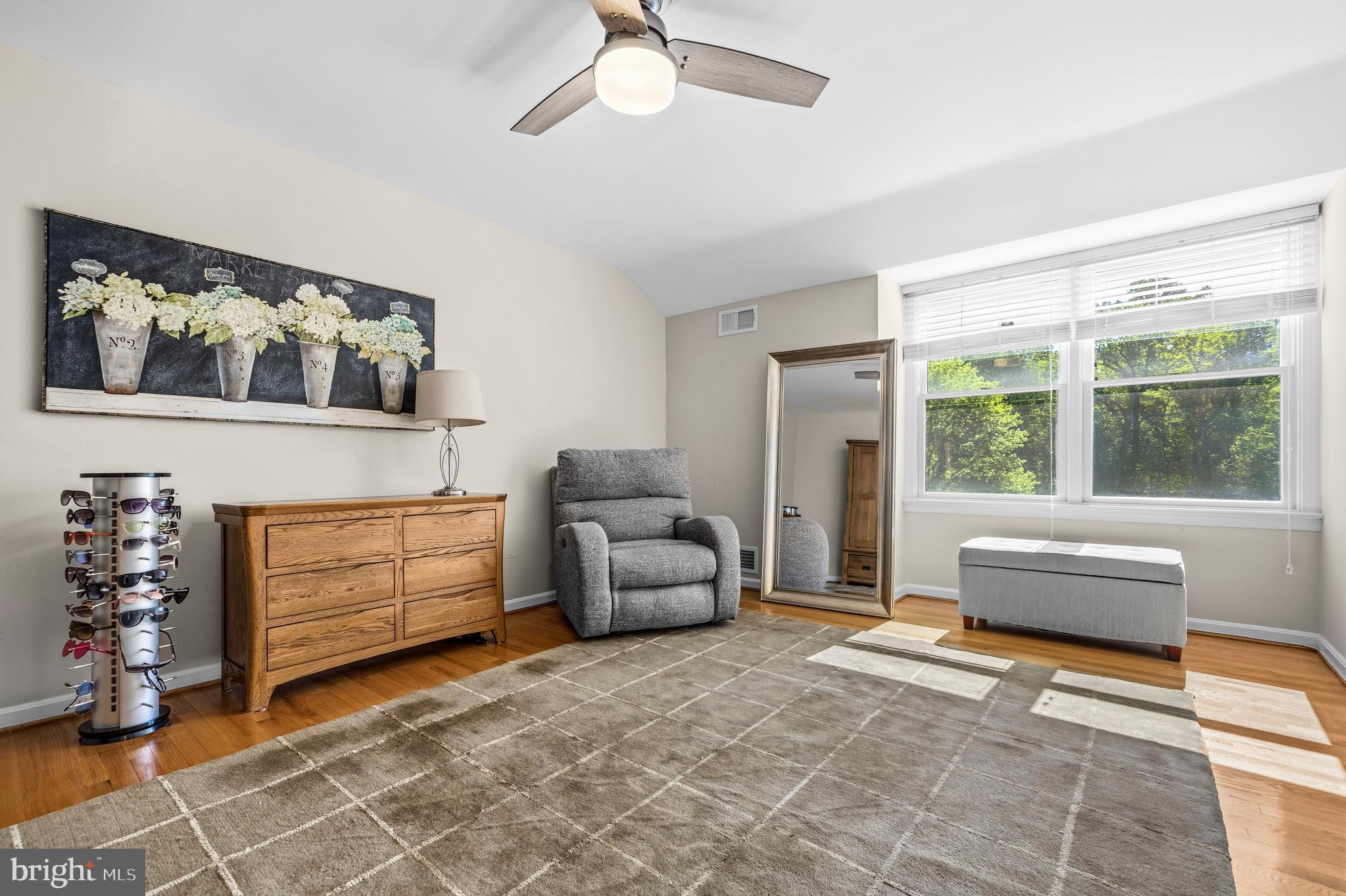 SPRING MEADOWS - Residential