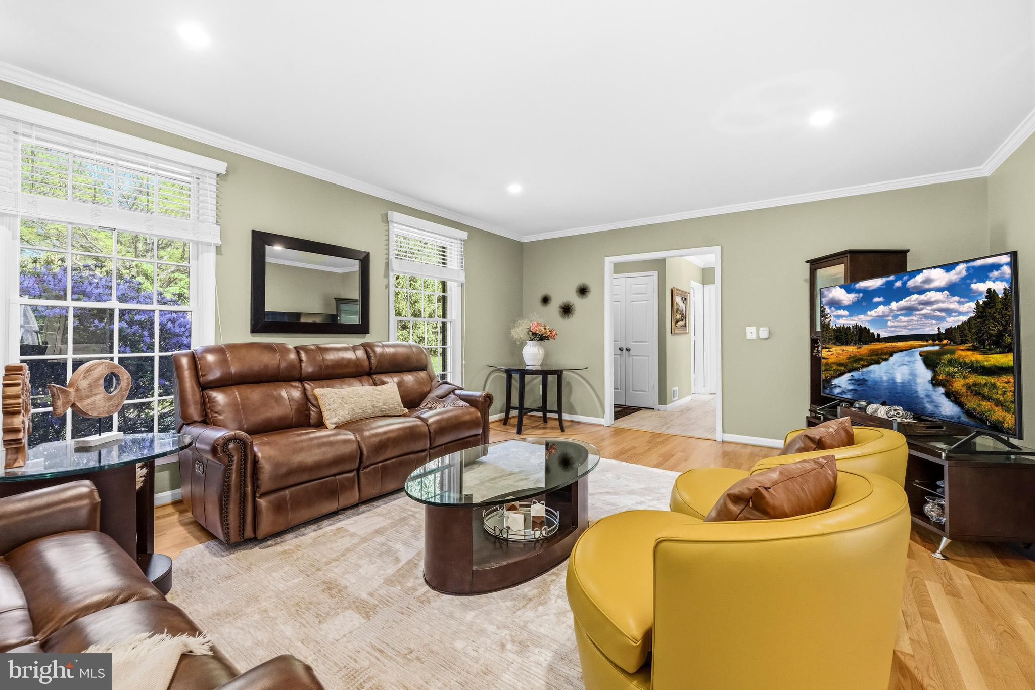SPRING MEADOWS - Residential