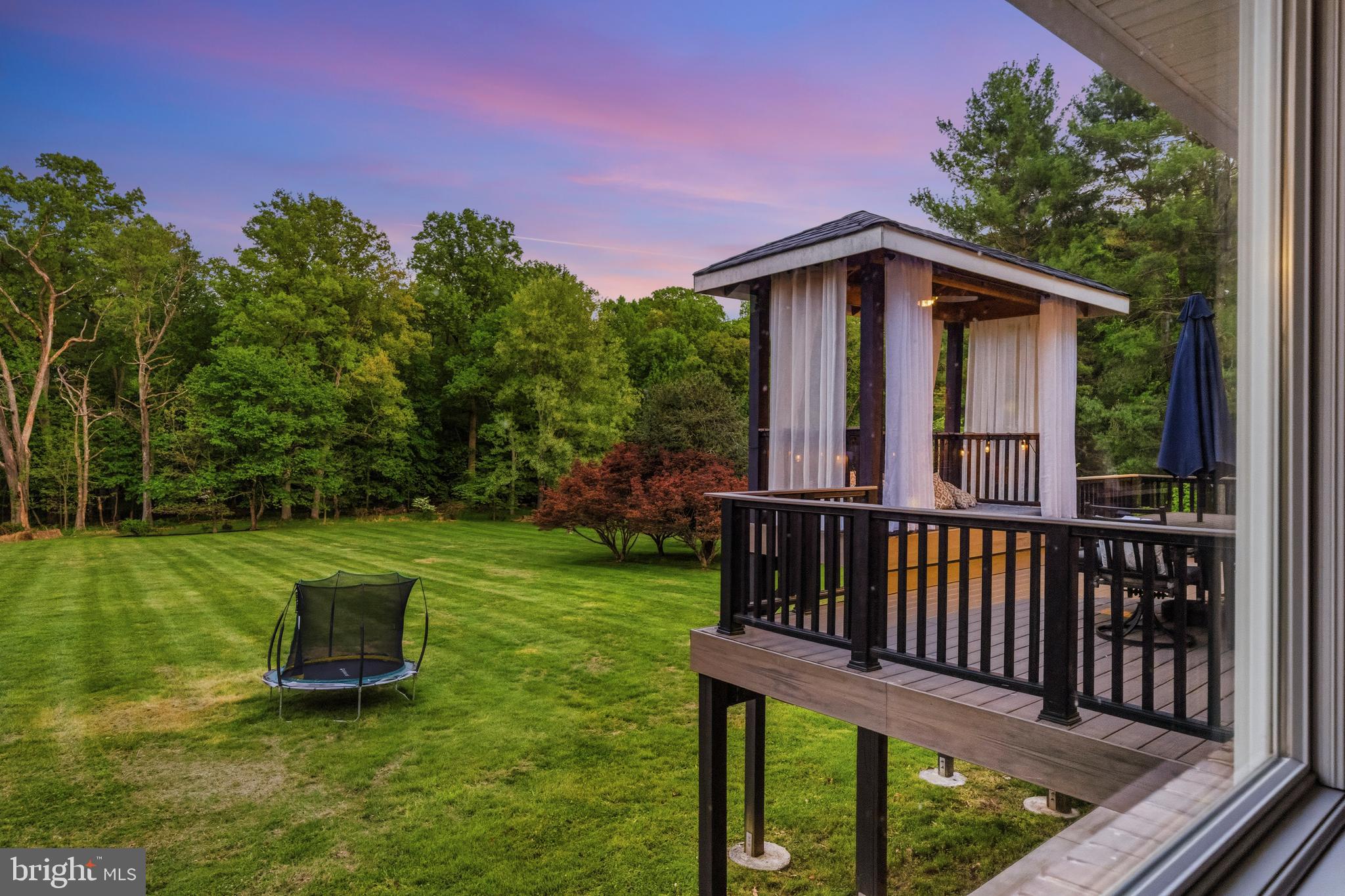 SPRING MEADOWS - Residential