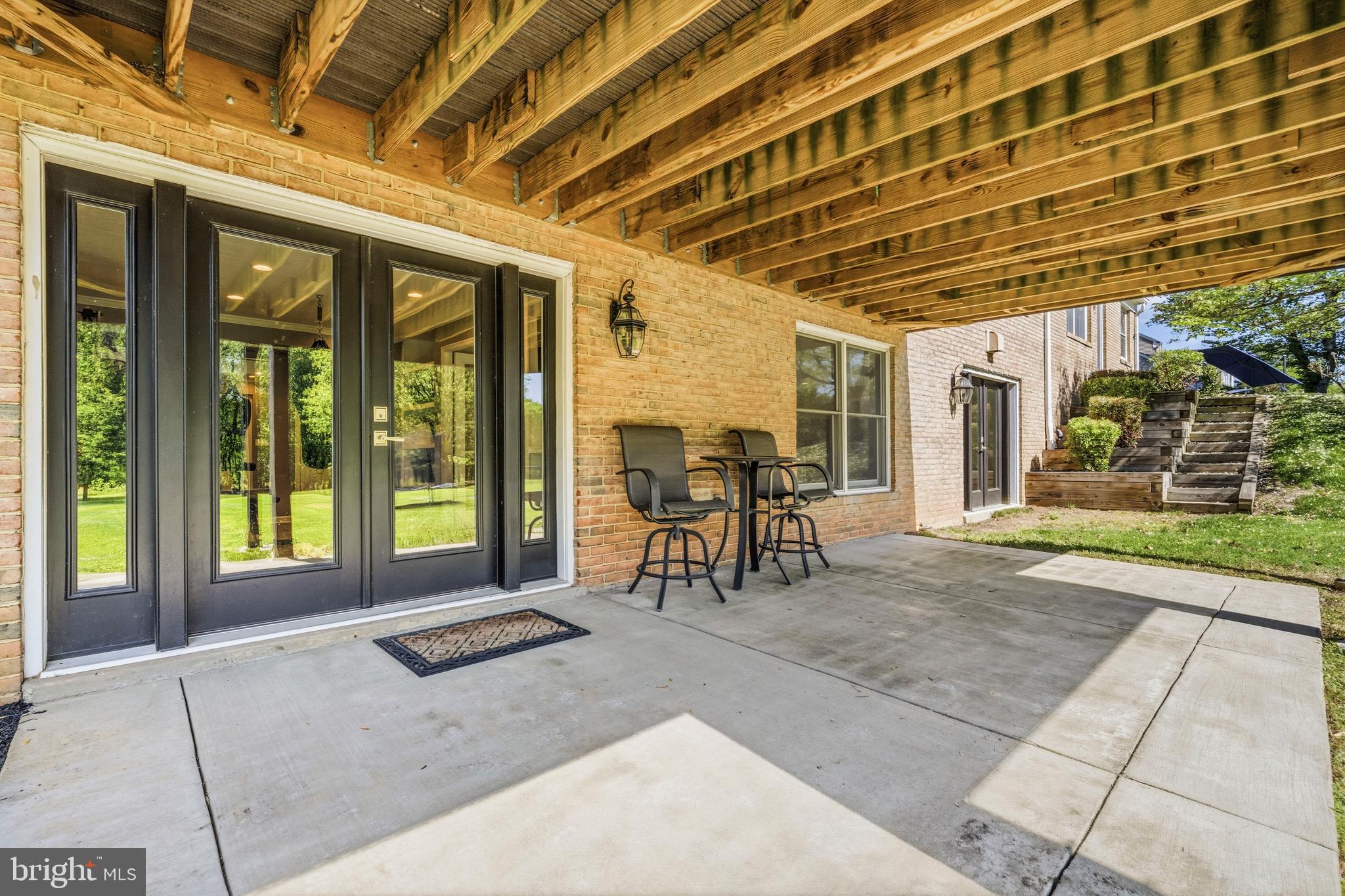 SPRING MEADOWS - Residential