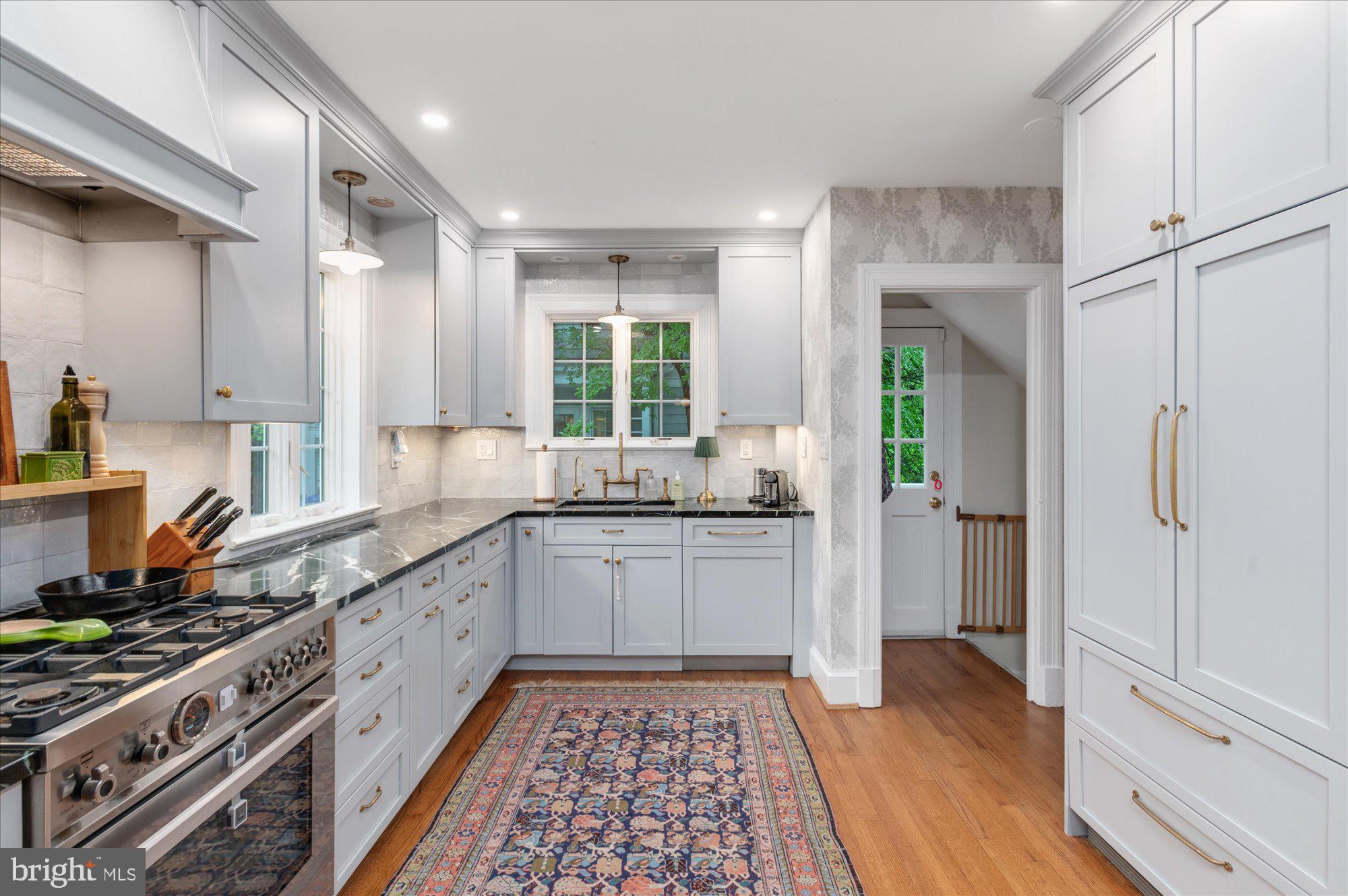 CHEVY CHASE - Residential