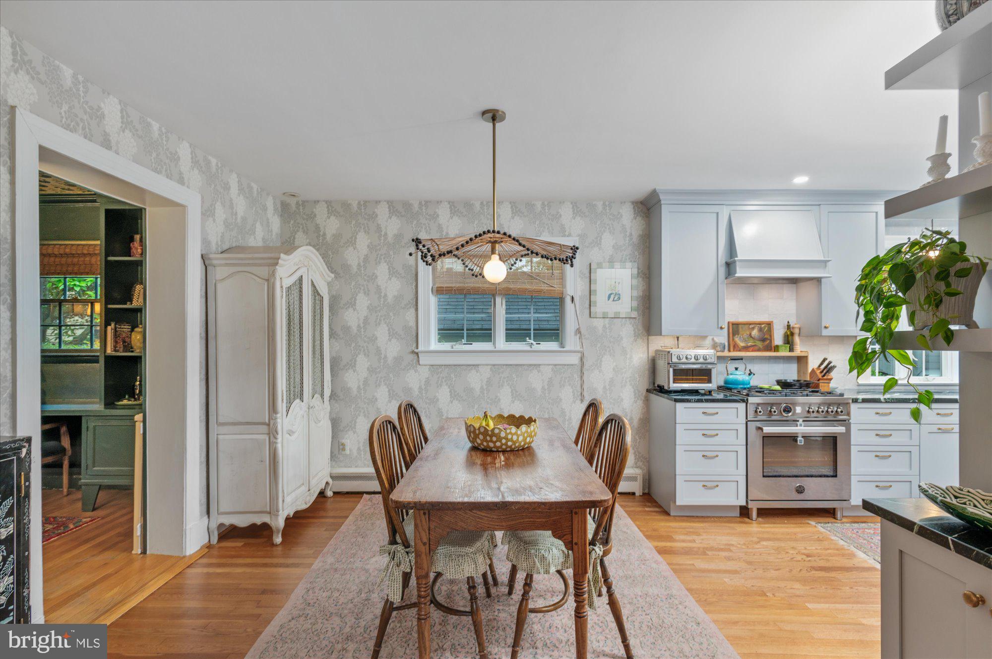 CHEVY CHASE - Residential