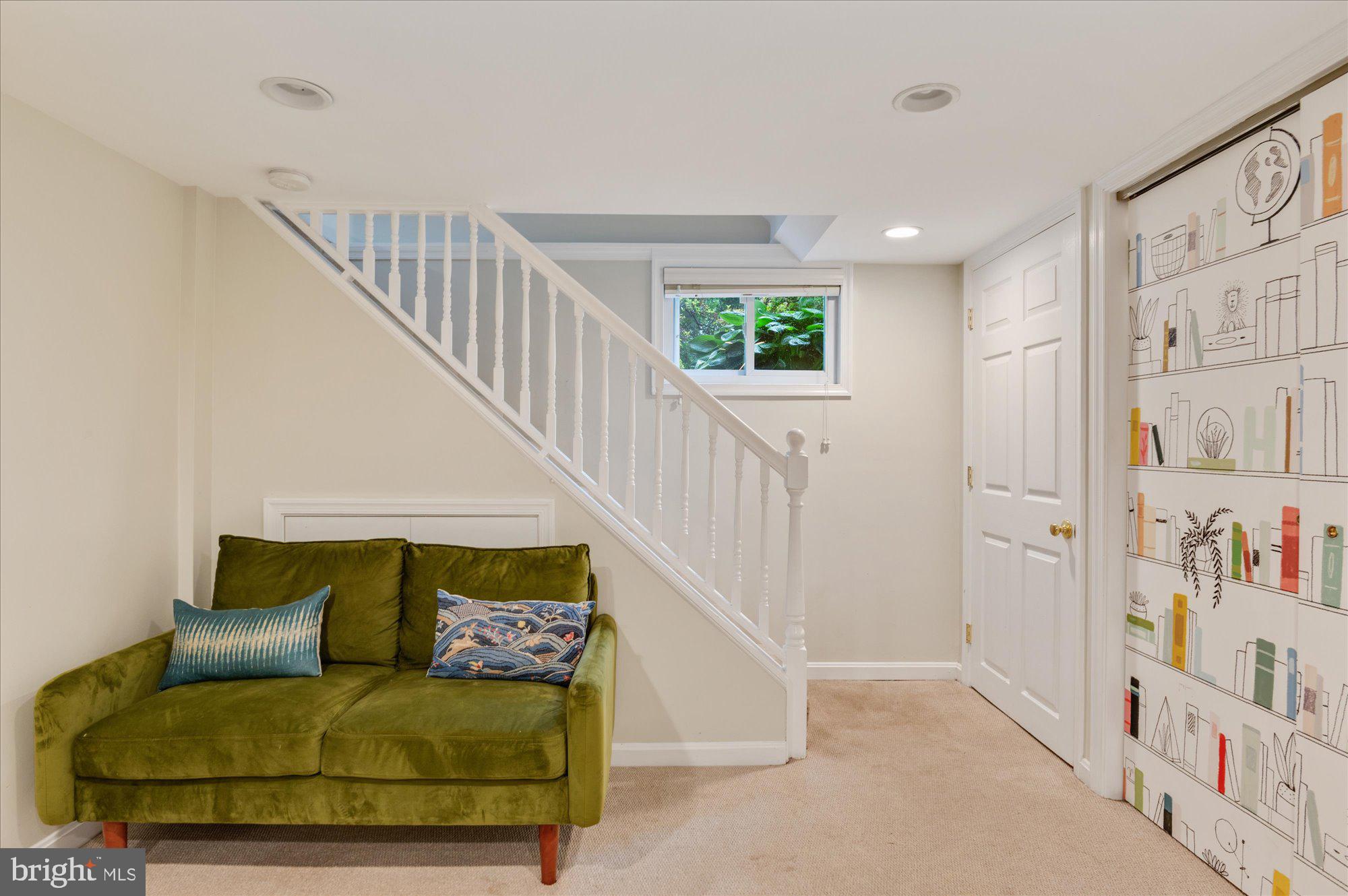 CHEVY CHASE - Residential