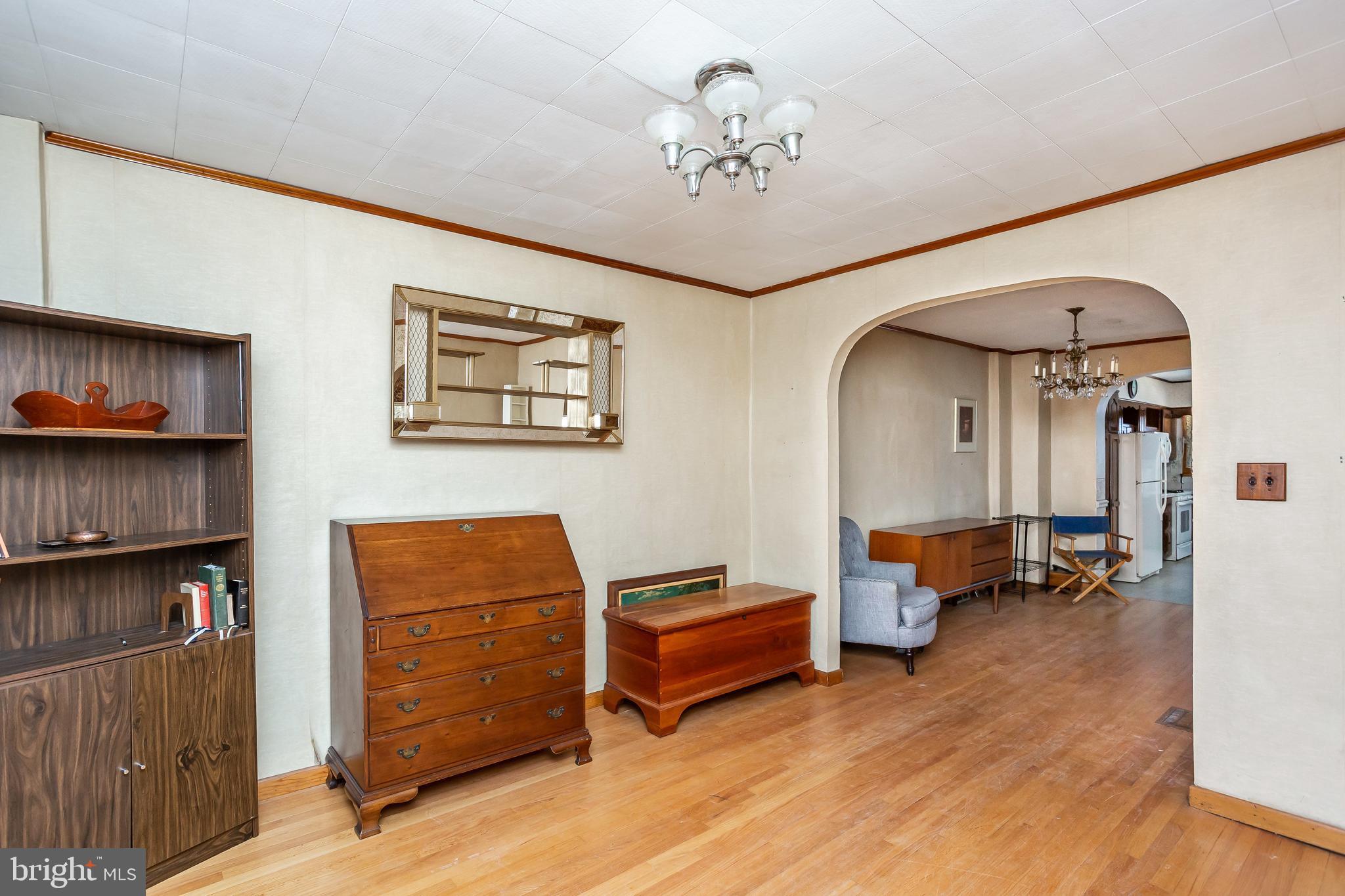 LOCUST POINT - Residential Lease