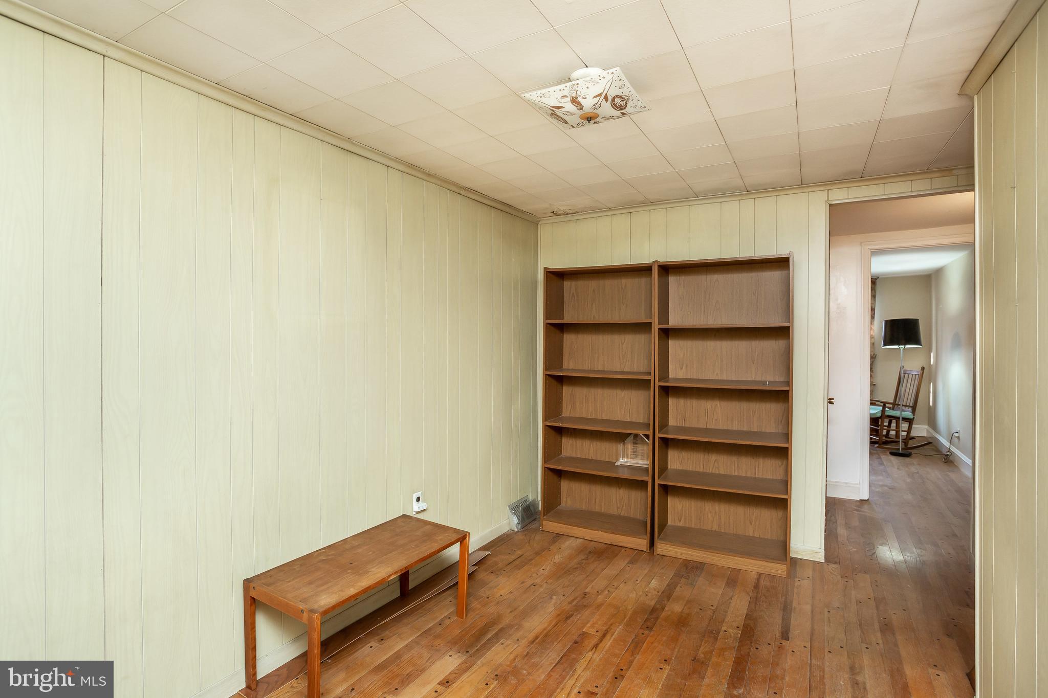 LOCUST POINT - Residential Lease