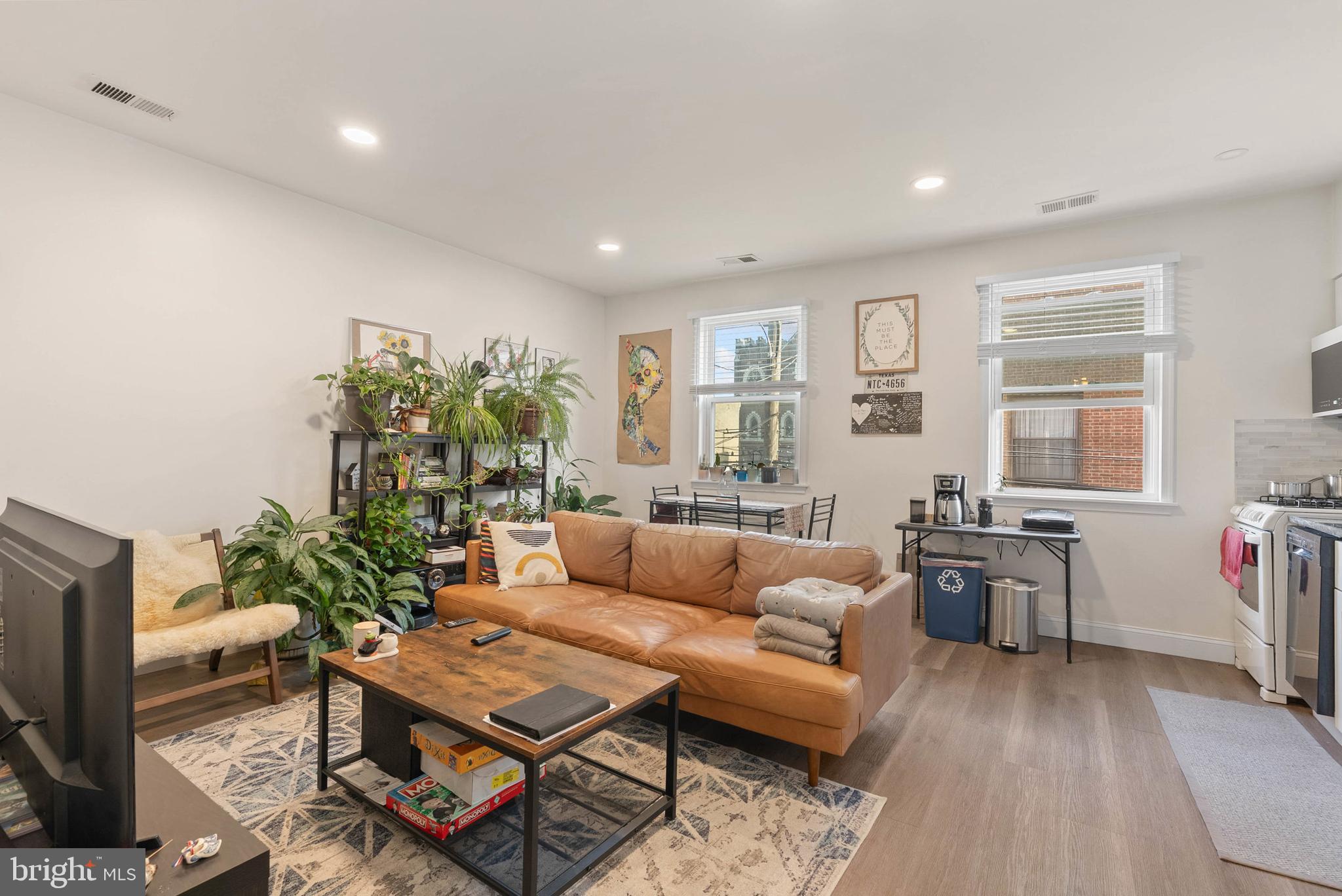 GRADUATE HOSPITAL - Residential Lease