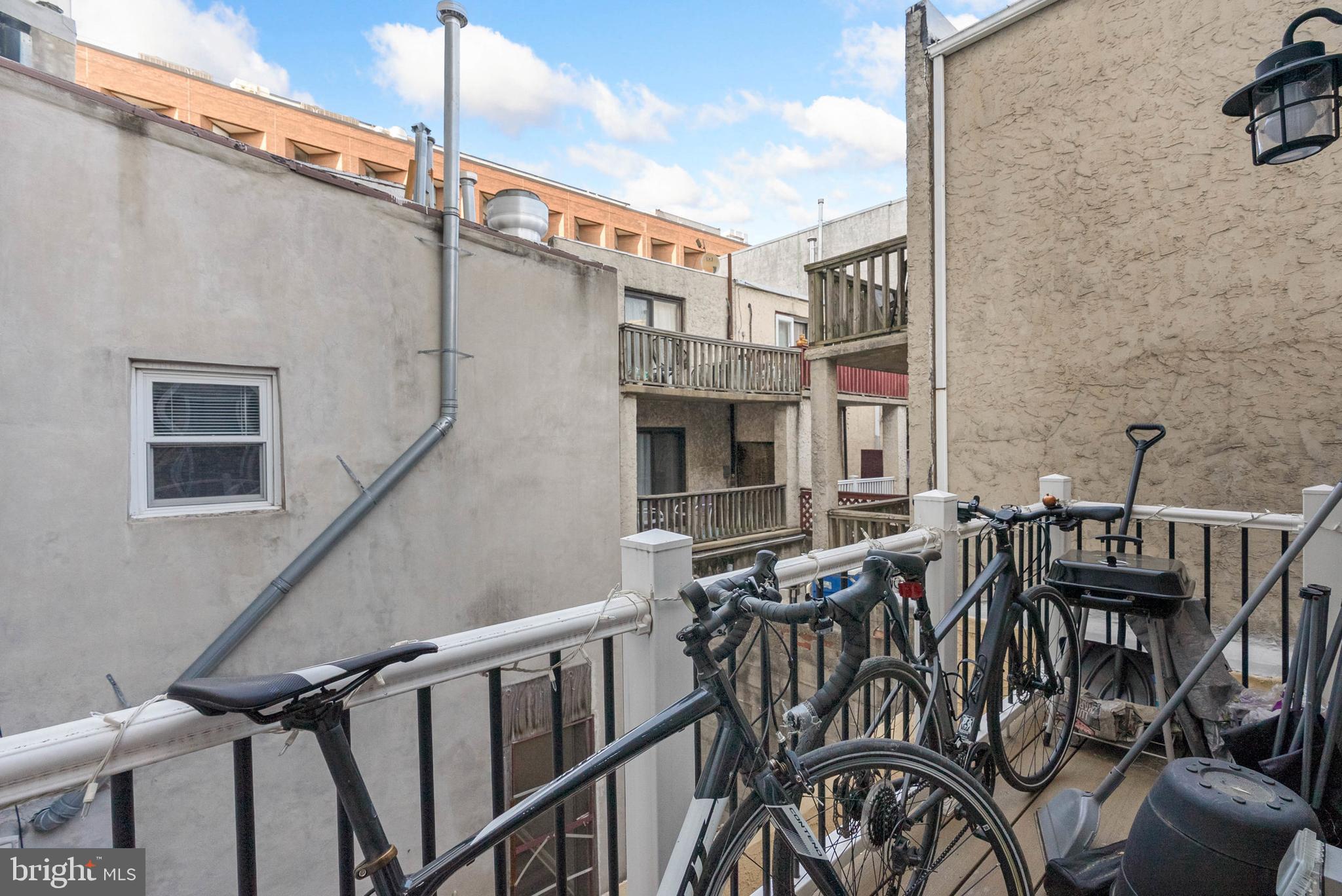 GRADUATE HOSPITAL - Residential Lease