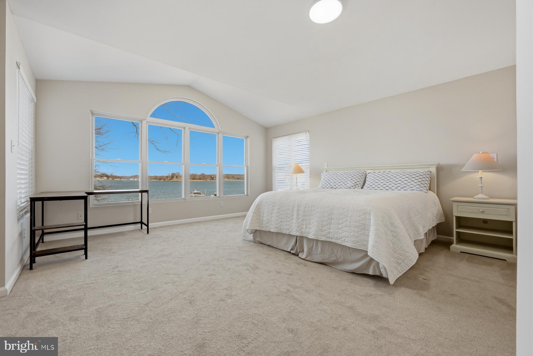 LOCH HAVEN - Residential