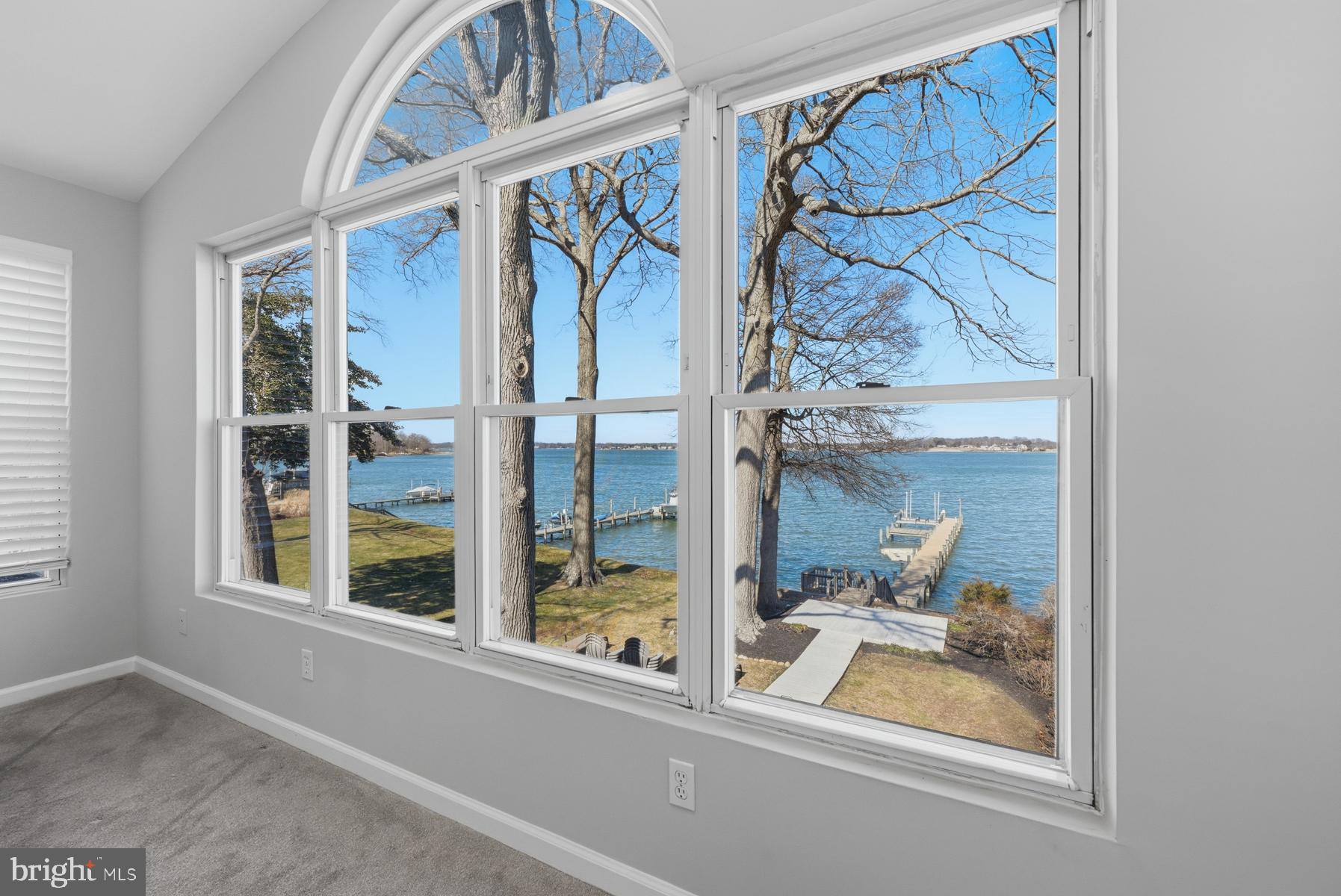 LOCH HAVEN - Residential