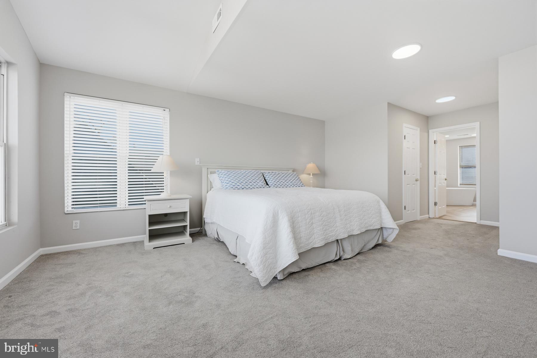 LOCH HAVEN - Residential