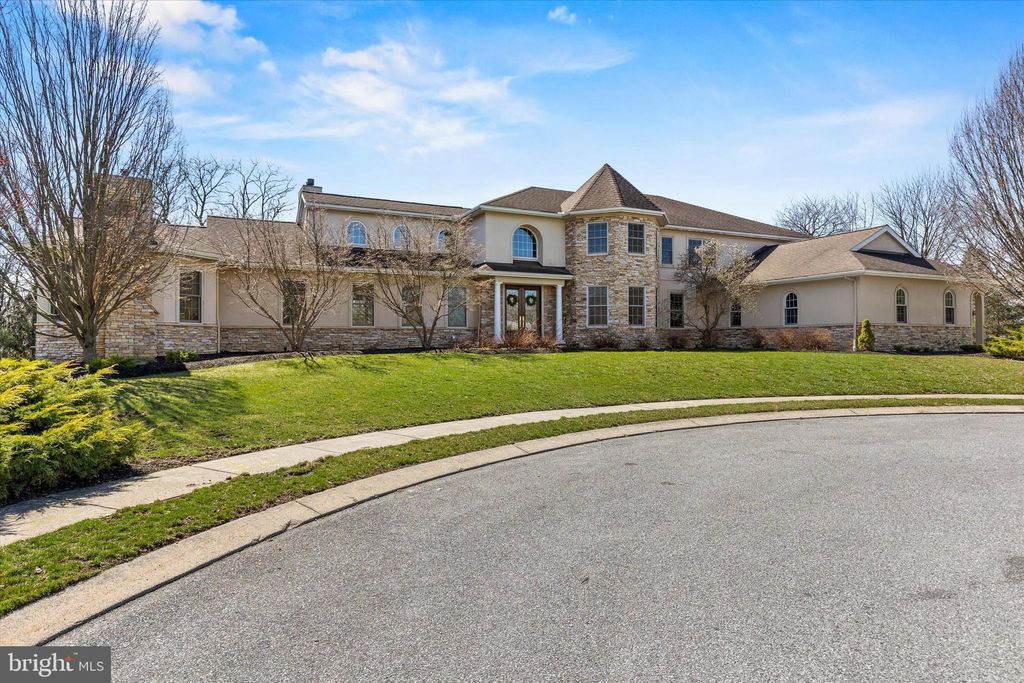 Photo of 52 Violets Path, ELIZABETHTOWN, PA 17022 (MLS # PALA2085064)