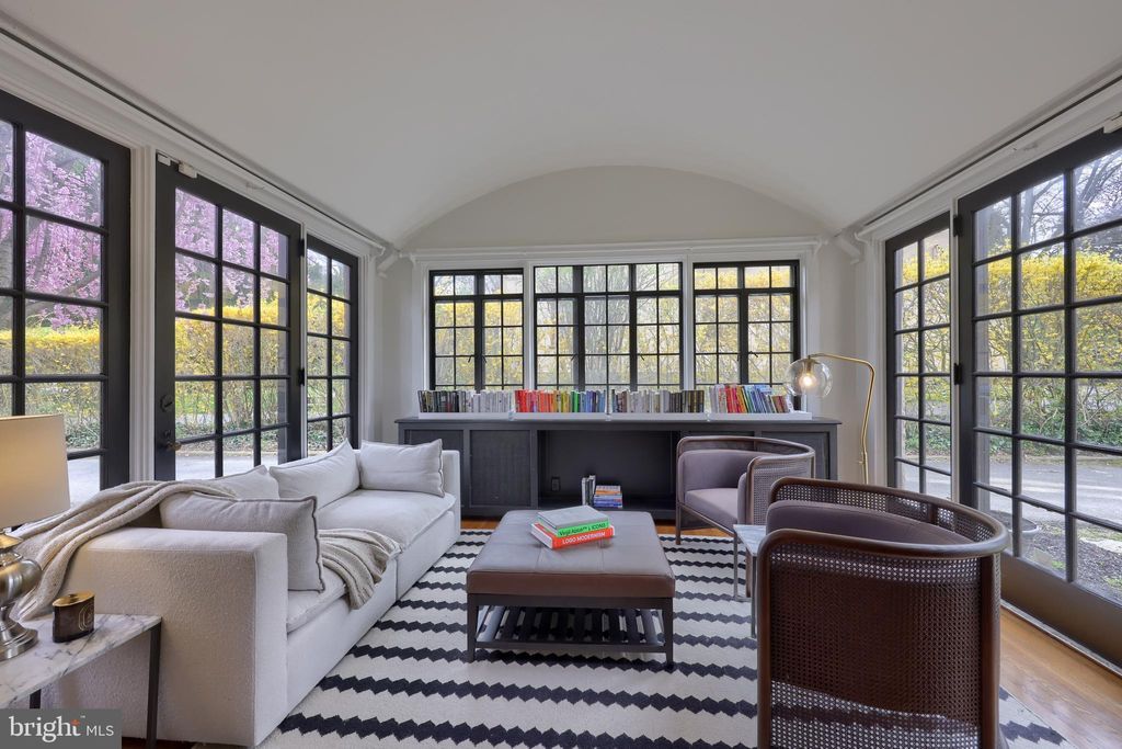 Photo of 442 N President Avenue, Lancaster, PA 17603 (MLS # PALA2048784)