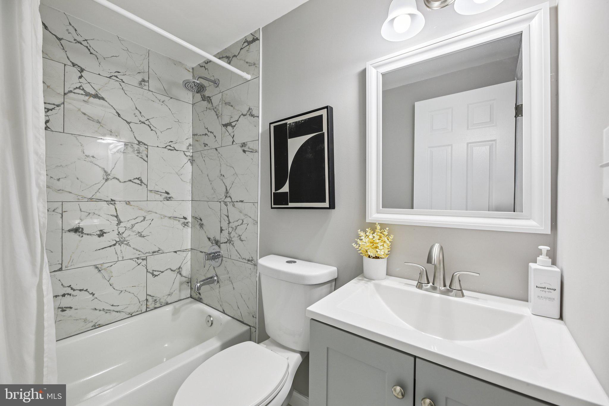 SUNSET BEACH - Residential