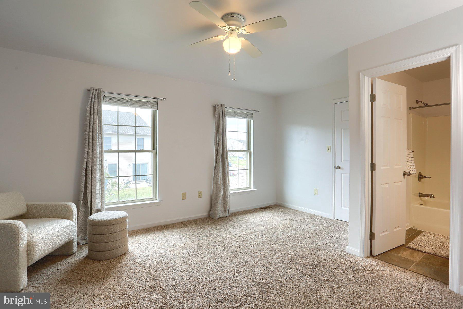 MELBOURNE PLACE - Residential