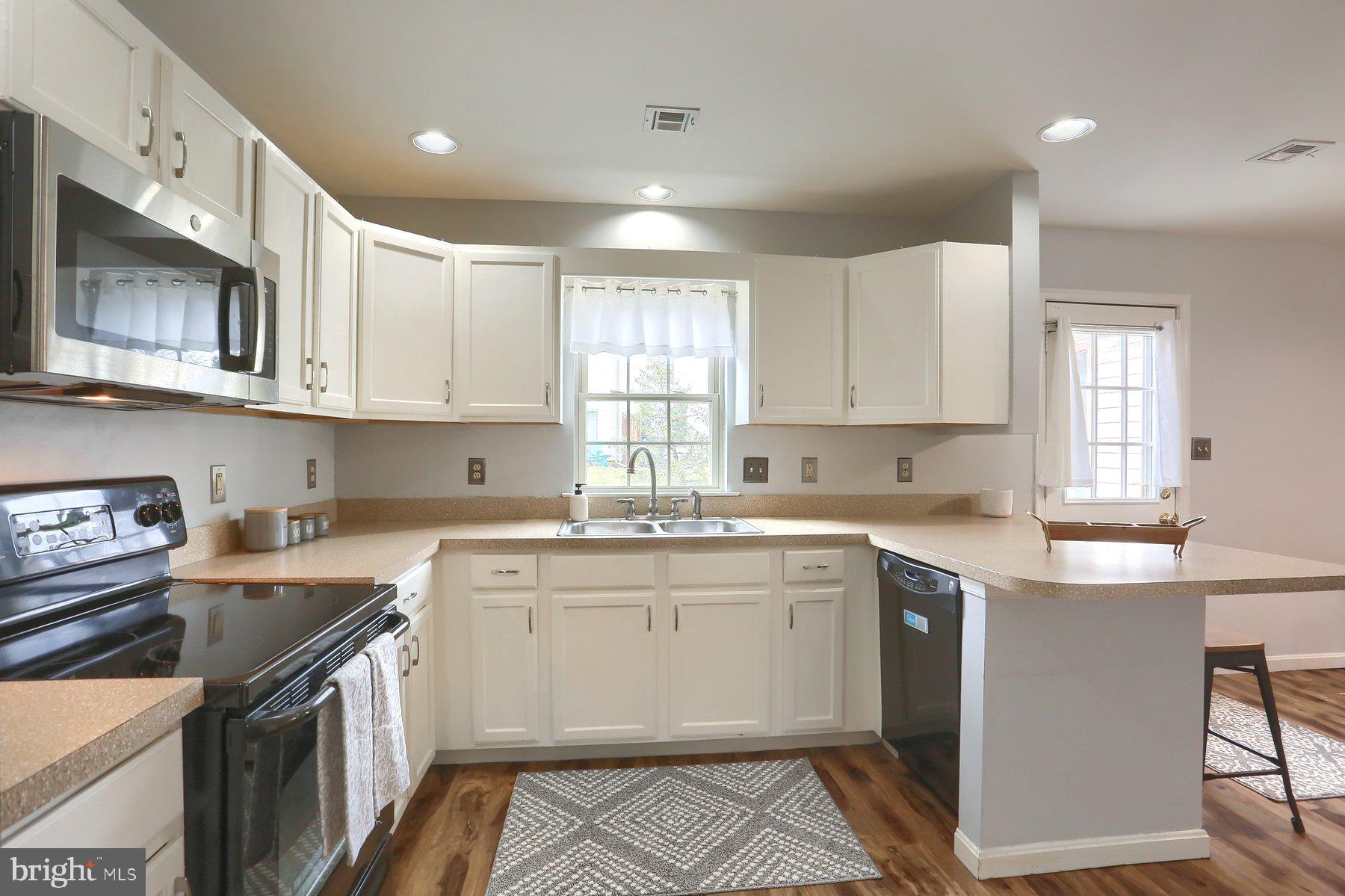 MELBOURNE PLACE - Residential