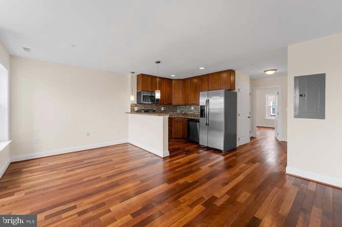 911 KENNEDY STREET NW 13