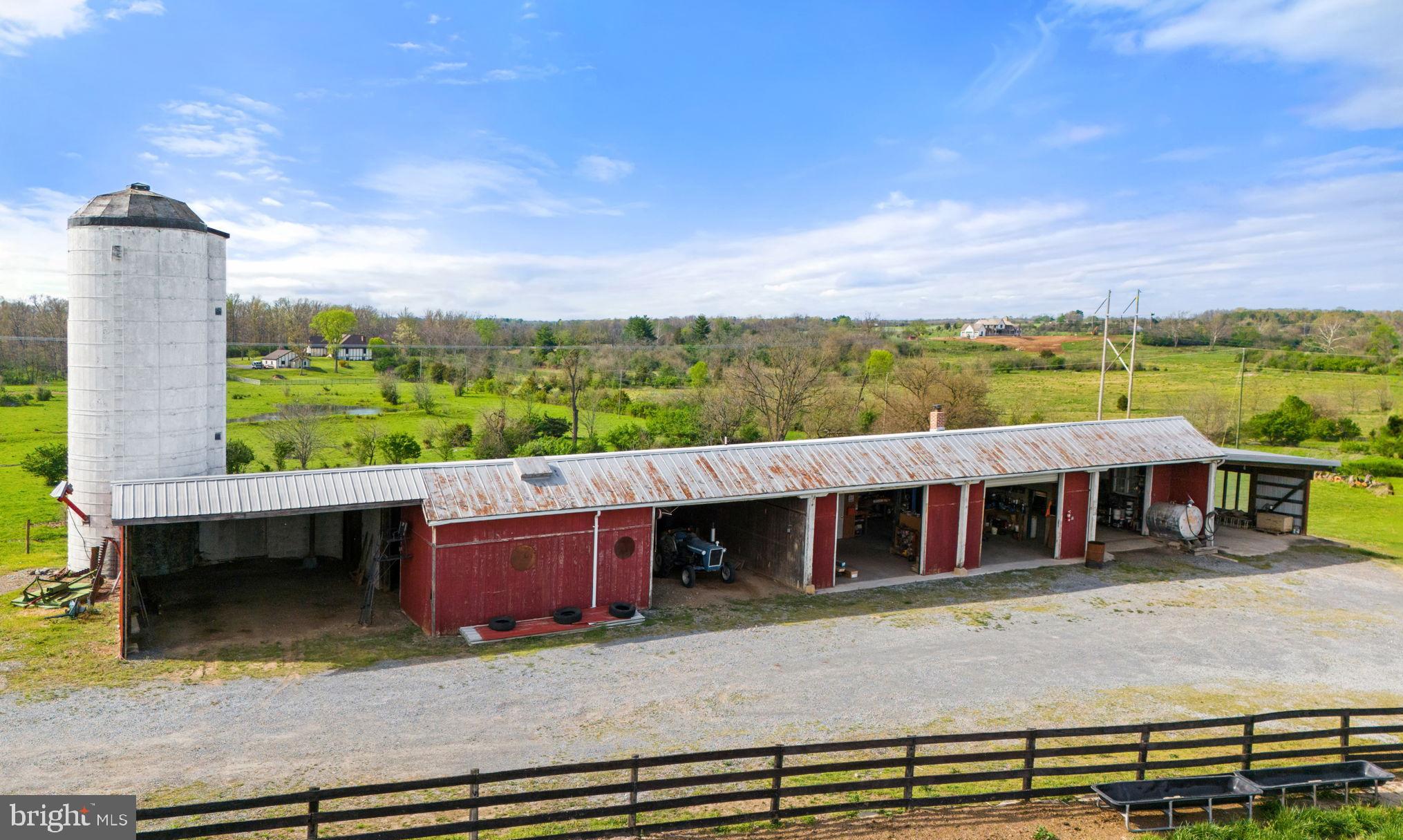 OUR LADY OF GOOD SUCCESS - Land