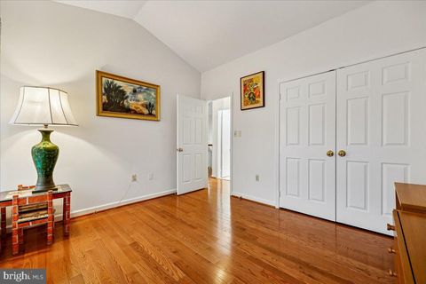 Tiny photo for 9725 Whitley Park Place #TH-6, BETHESDA, MD 20814 (MLS # MDMC2219752)