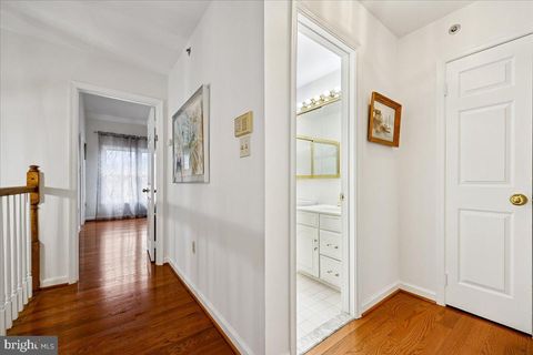 Tiny photo for 9725 Whitley Park Place #TH-6, BETHESDA, MD 20814 (MLS # MDMC2219752)