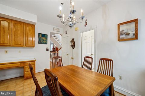 Tiny photo for 9725 Whitley Park Place #TH-6, BETHESDA, MD 20814 (MLS # MDMC2219752)