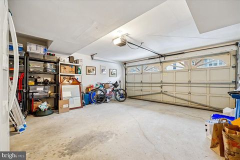 Tiny photo for 9725 Whitley Park Place #TH-6, BETHESDA, MD 20814 (MLS # MDMC2219752)