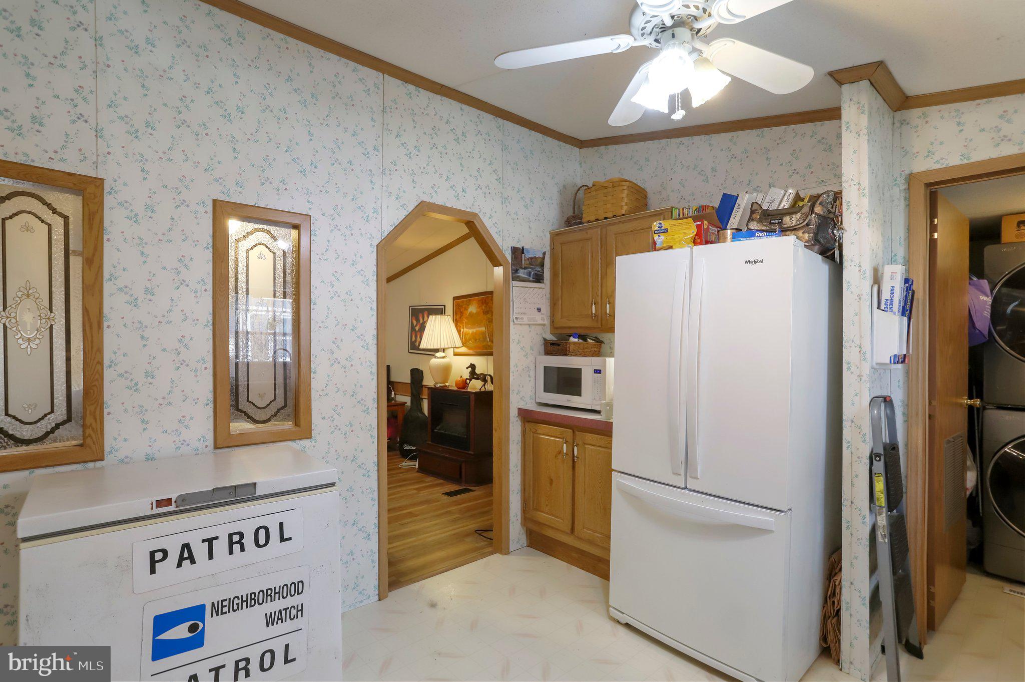 LAKESIDE VILLAGE - Residential