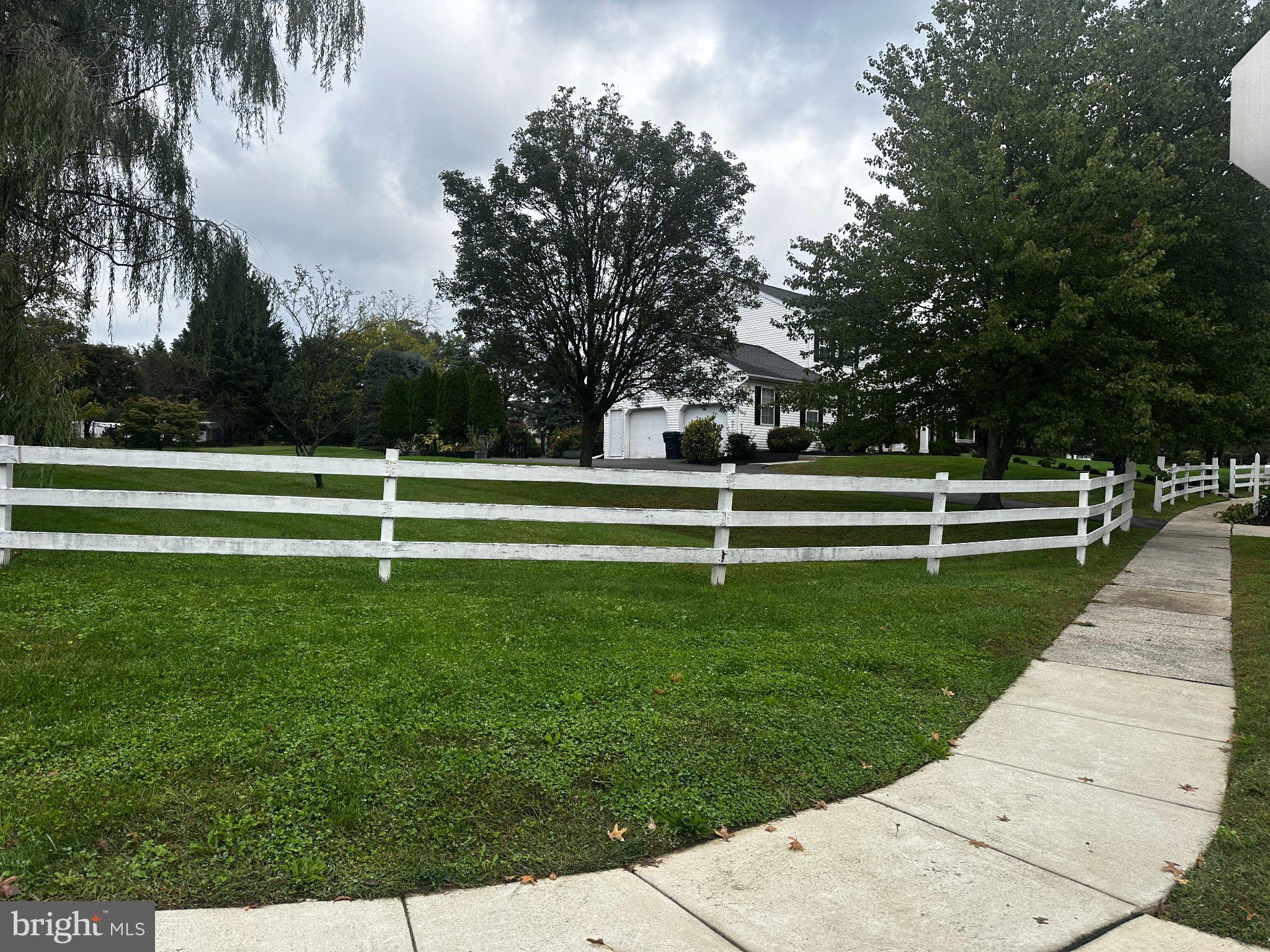 19 CARDINAL LANE