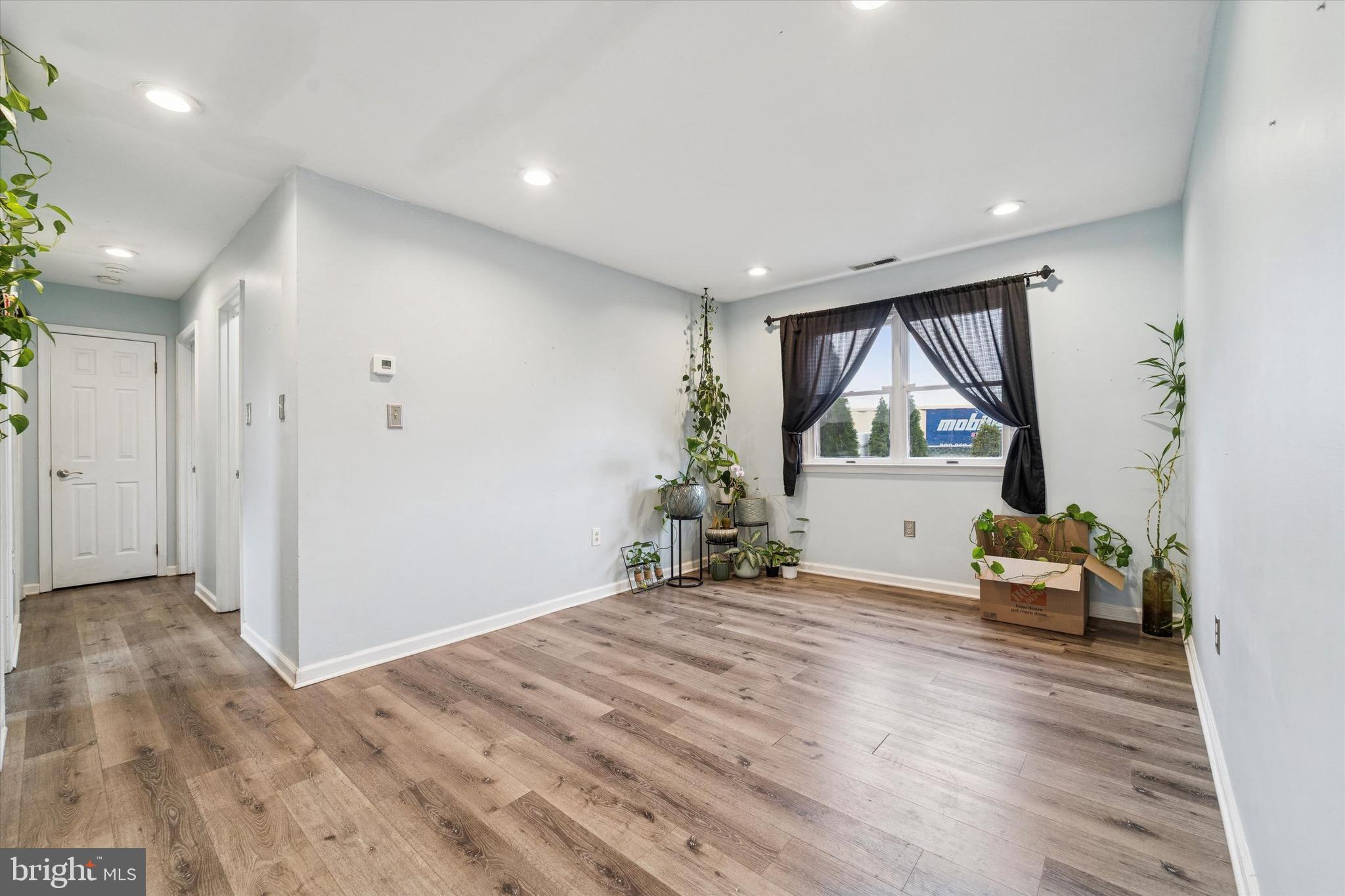 BUCKS COUNTY ESTS - Residential